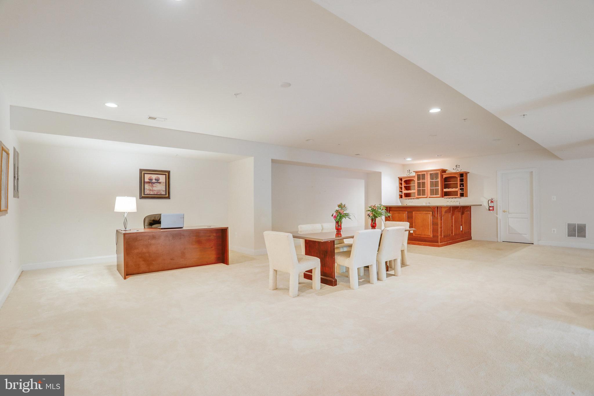 HAMPTONS AT WOODMORE - Residential