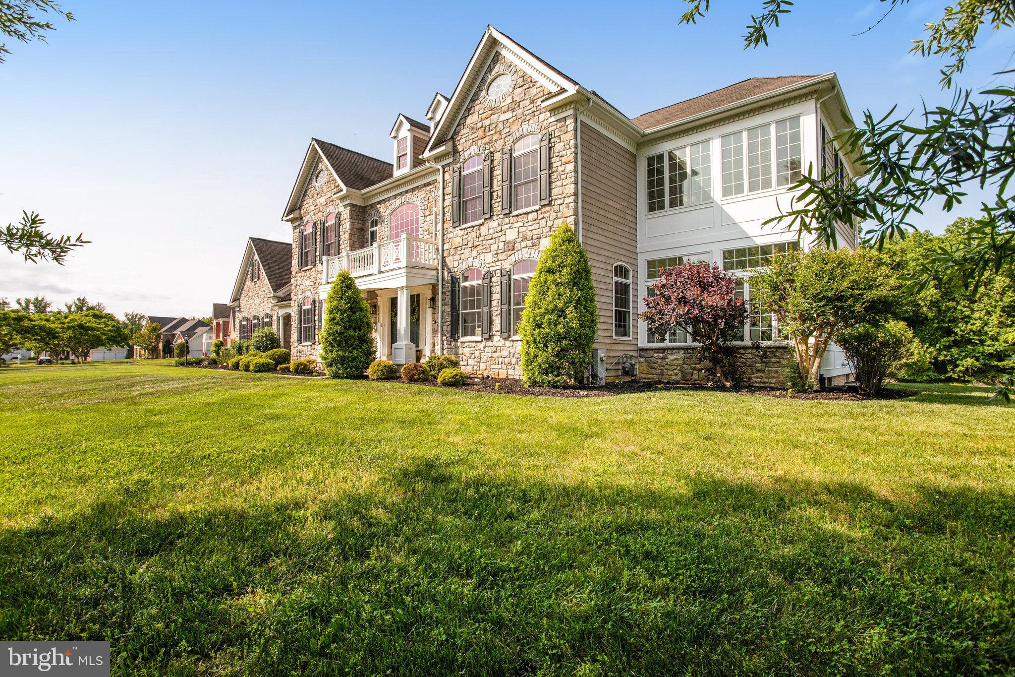 HAMPTONS AT WOODMORE - Residential