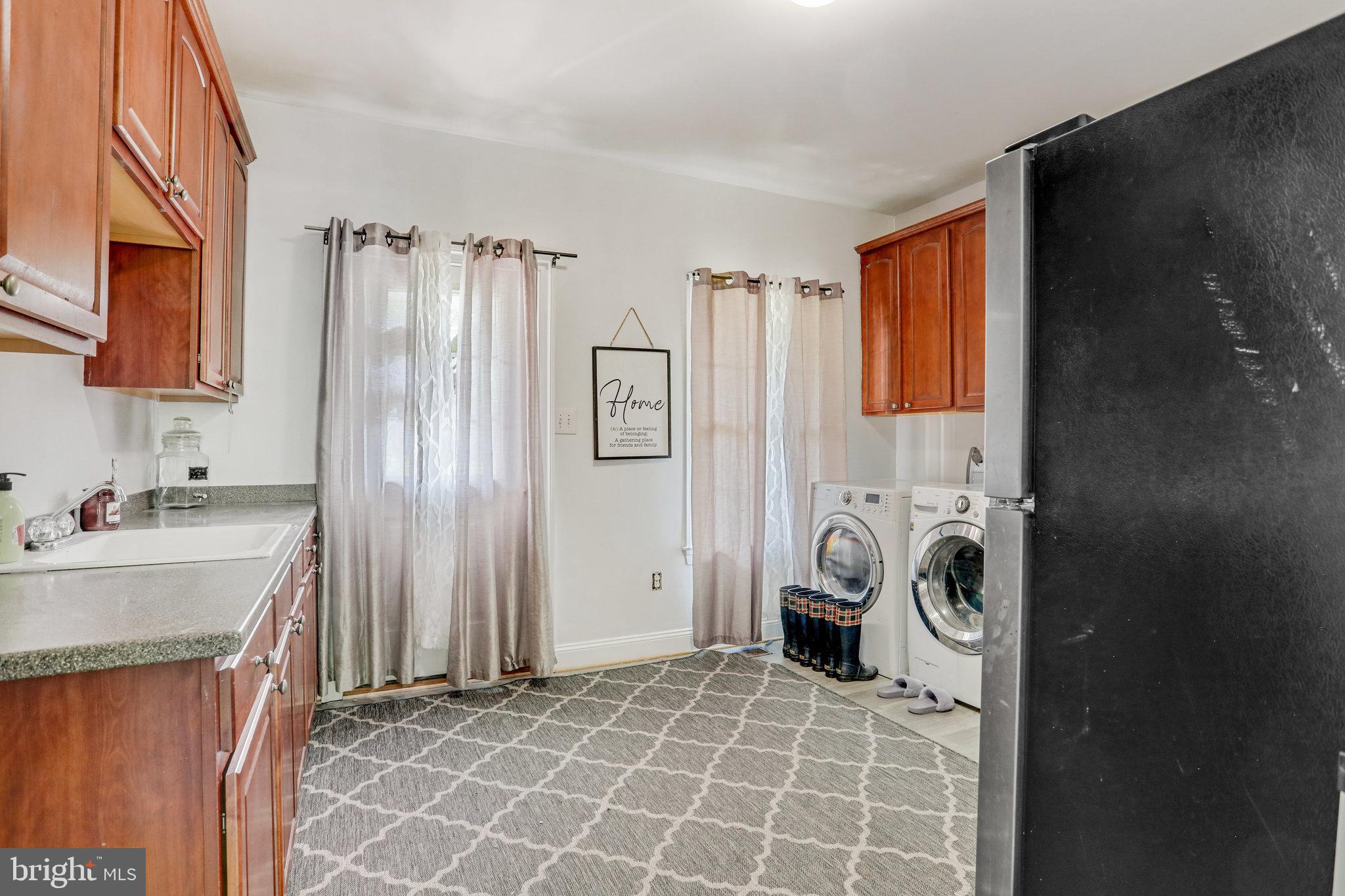 HAMPTONS AT WOODMORE - Residential