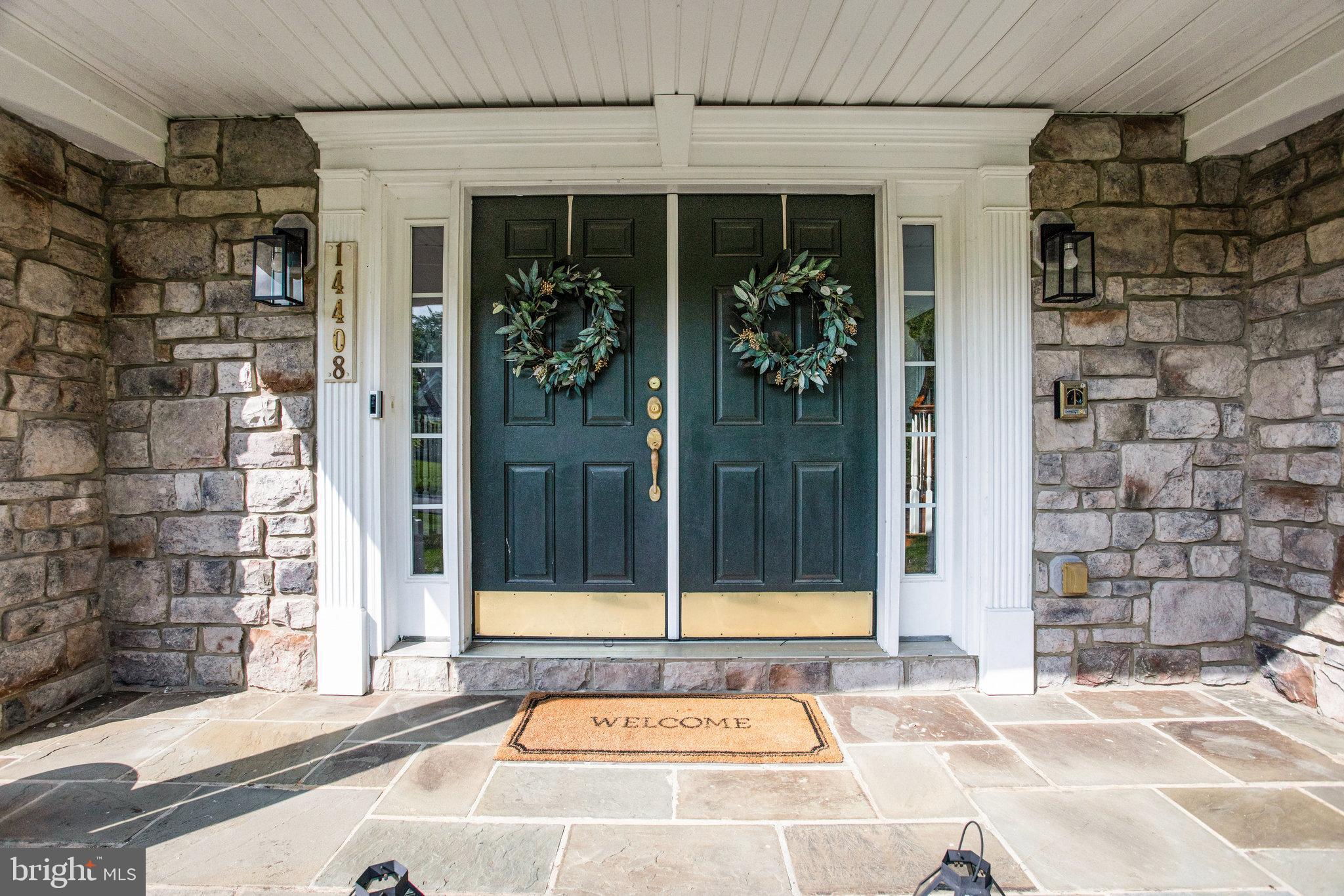 HAMPTONS AT WOODMORE - Residential