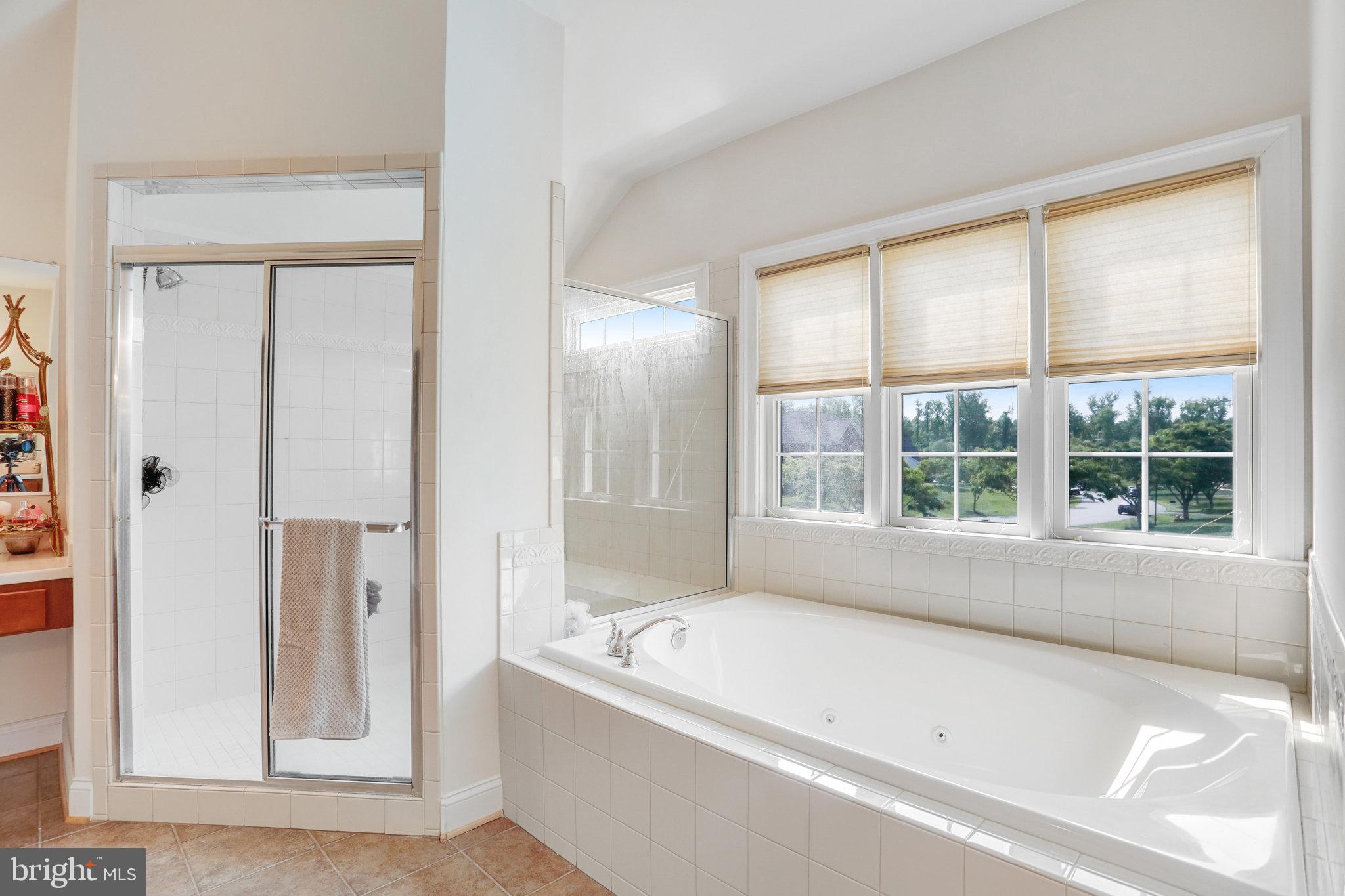 HAMPTONS AT WOODMORE - Residential