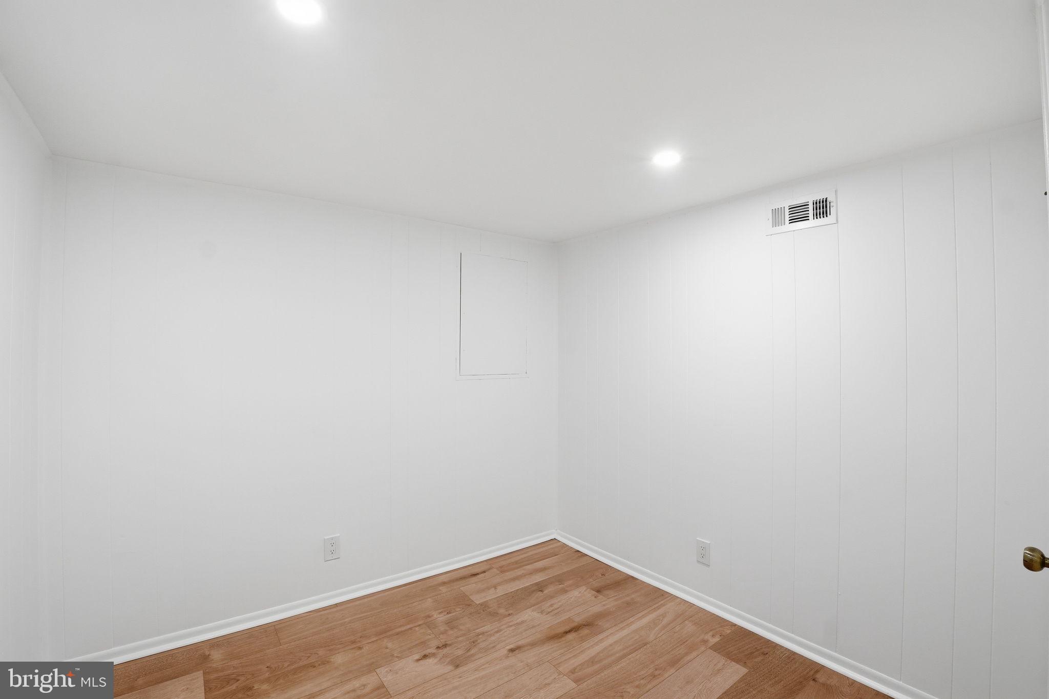 FAIRLINGTON VILLAGES - Residential