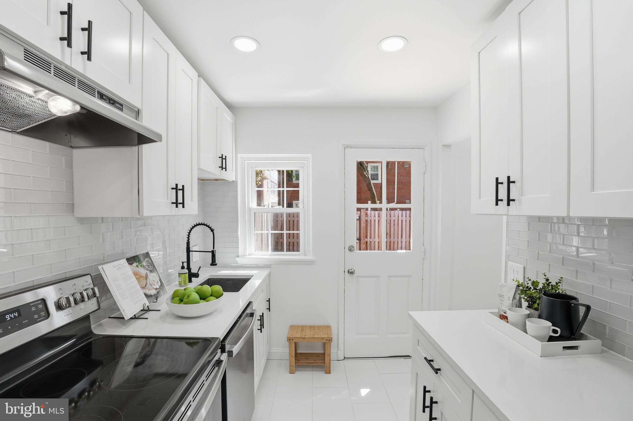 FAIRLINGTON VILLAGES - Residential