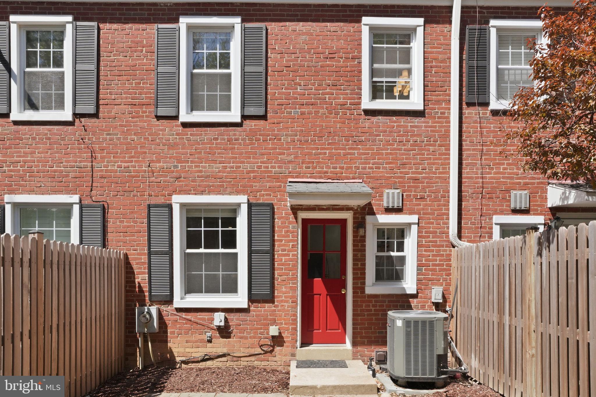 FAIRLINGTON VILLAGES - Residential