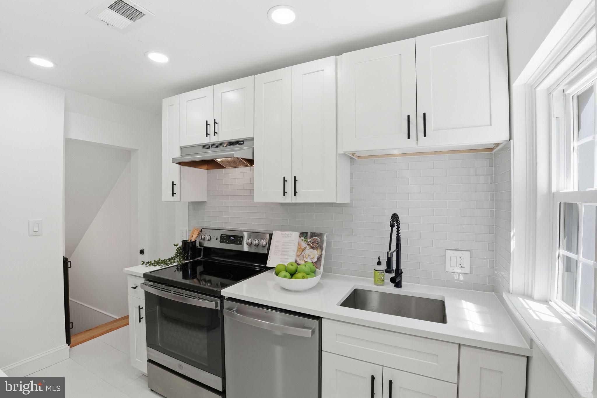 FAIRLINGTON VILLAGES - Residential