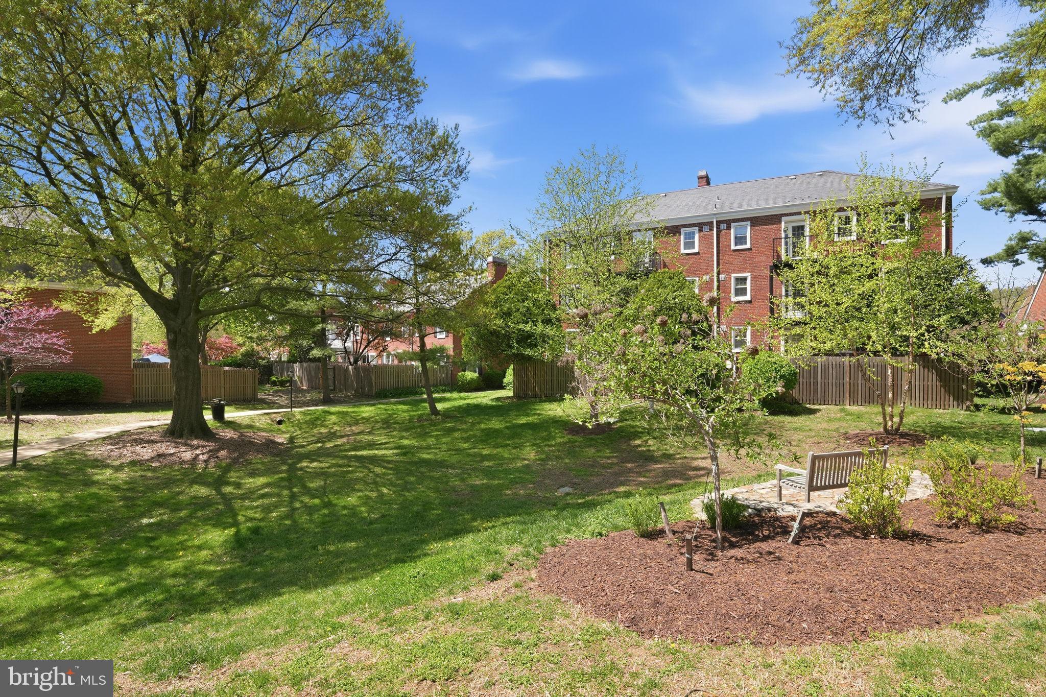 FAIRLINGTON VILLAGES - Residential
