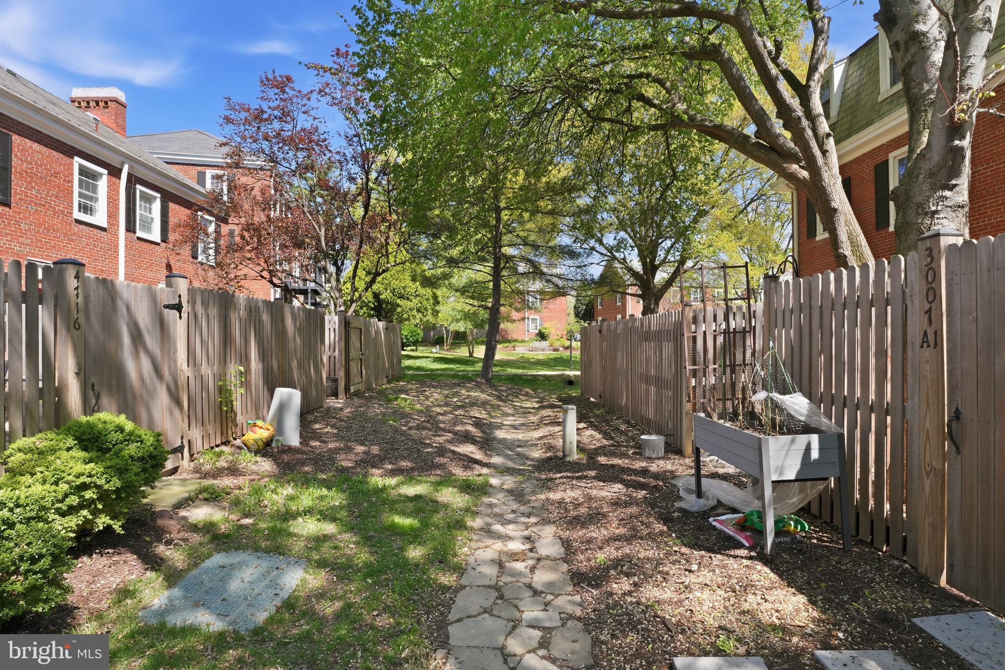 FAIRLINGTON VILLAGES - Residential