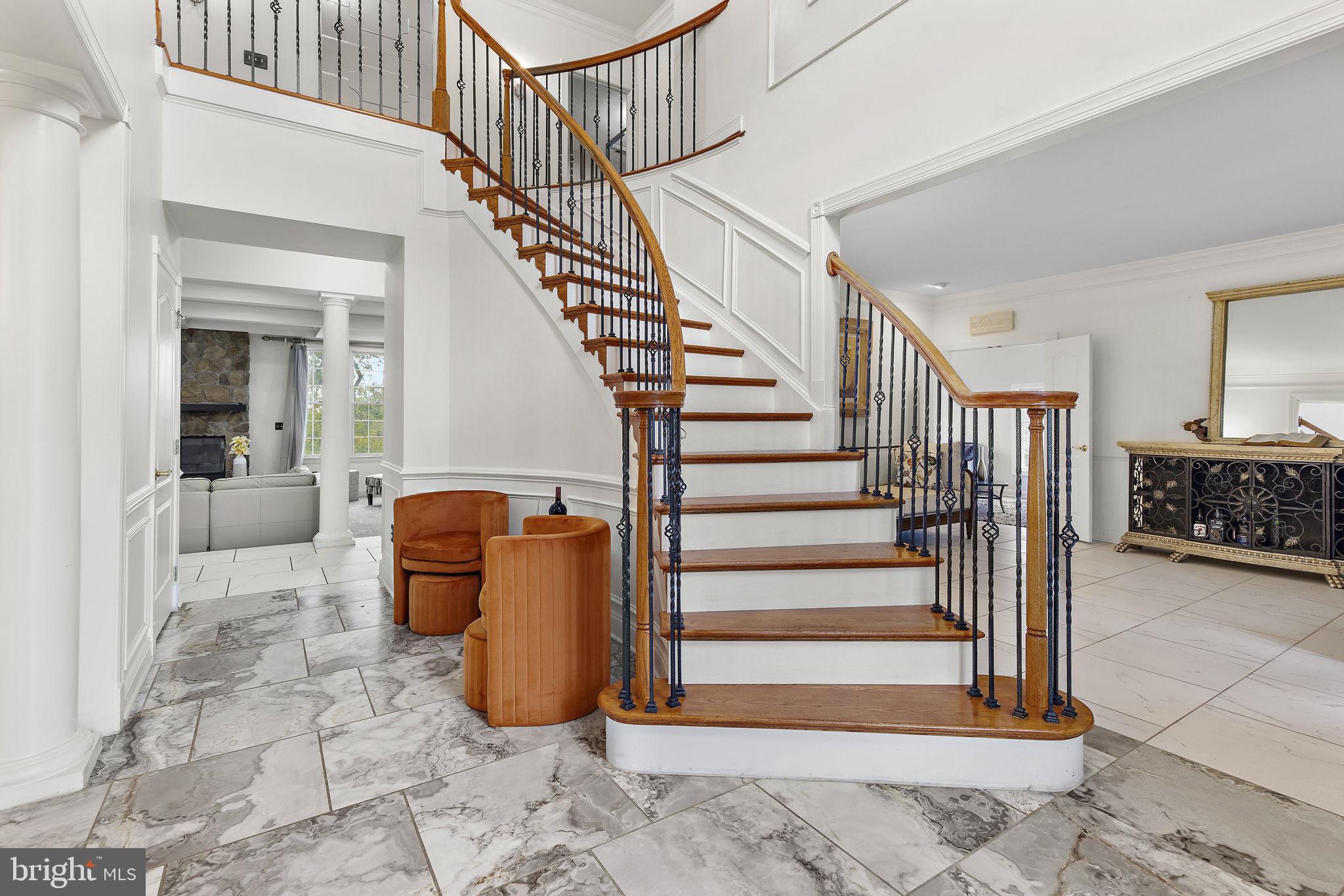 2304 WILLOW VALE DRIVE