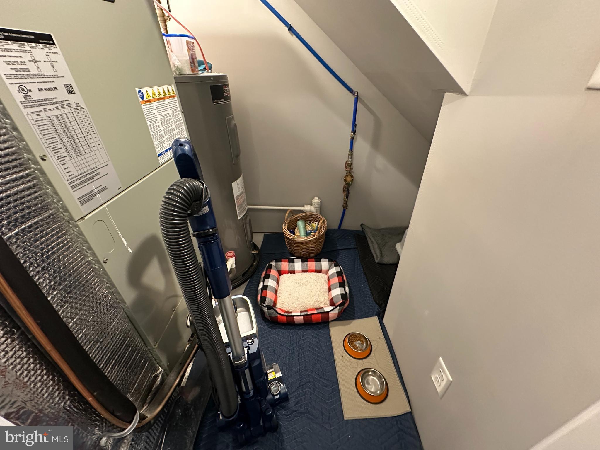 FARMSPRING ESTATES - Residential