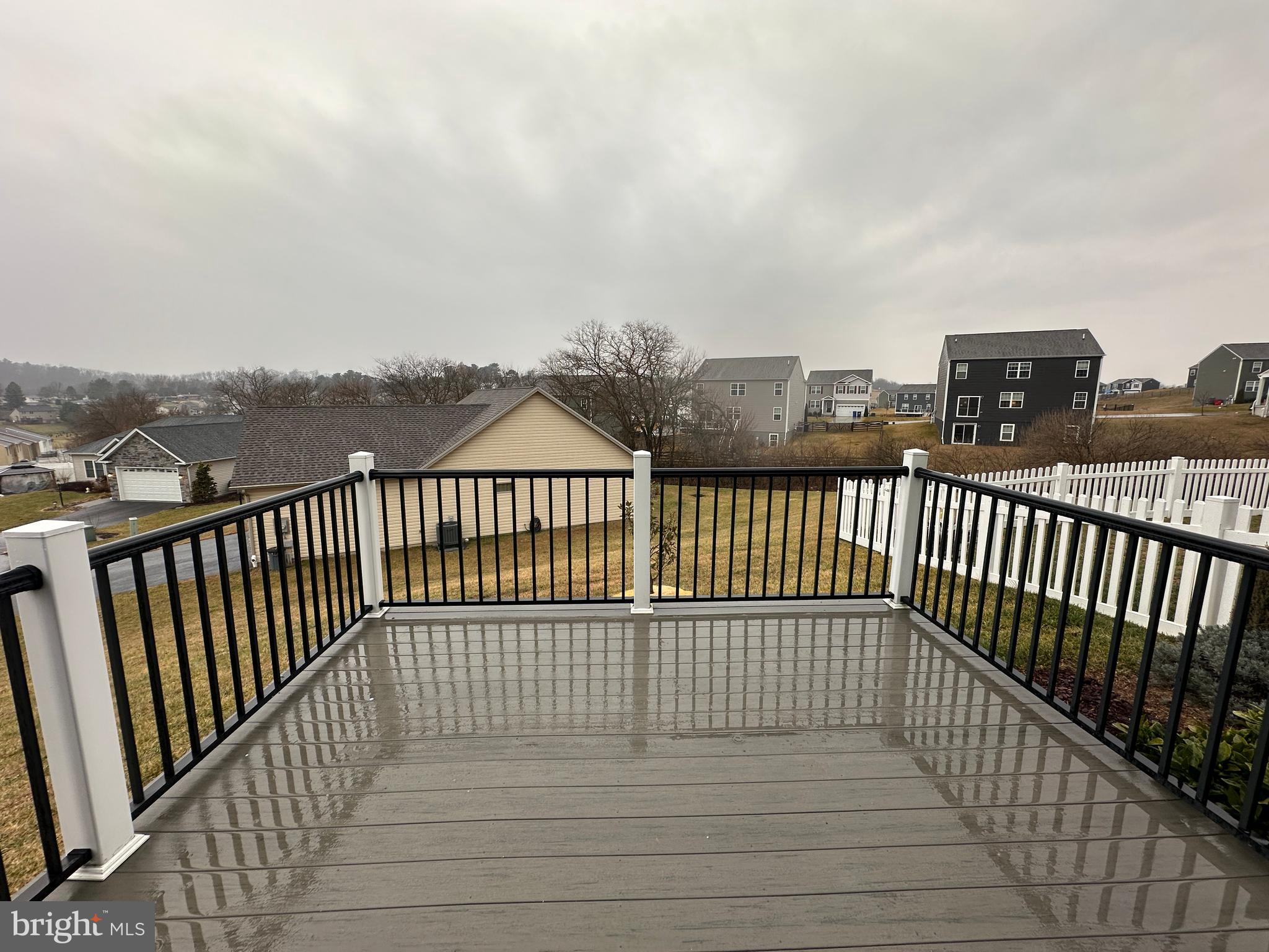 FARMSPRING ESTATES - Residential