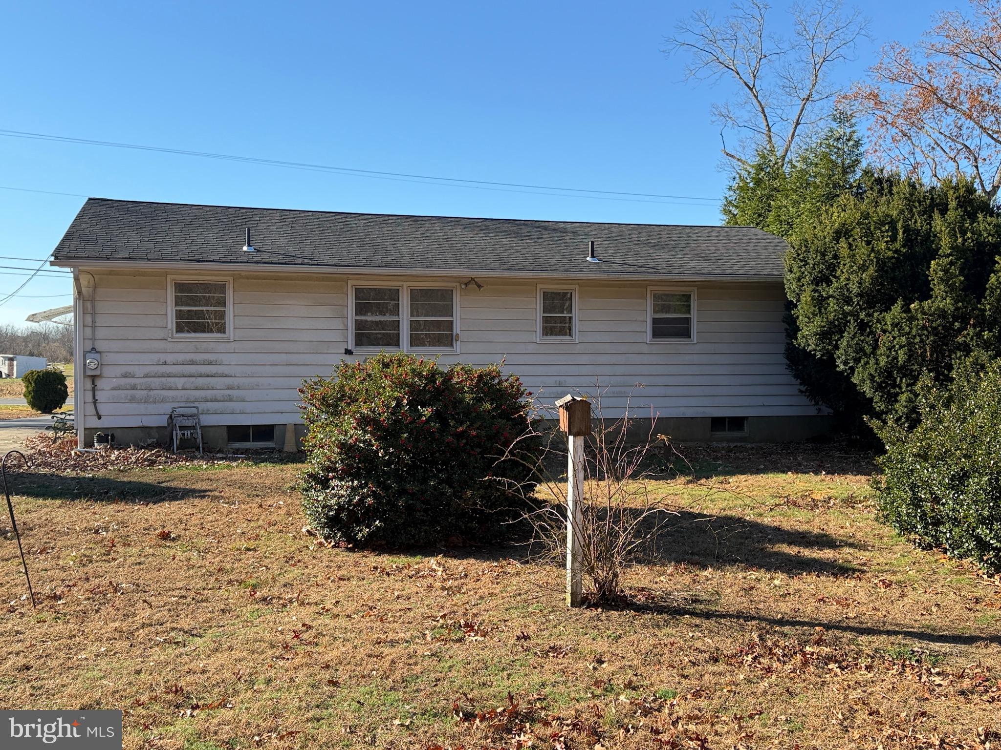 8202 W BUCKSHUTEM ROAD