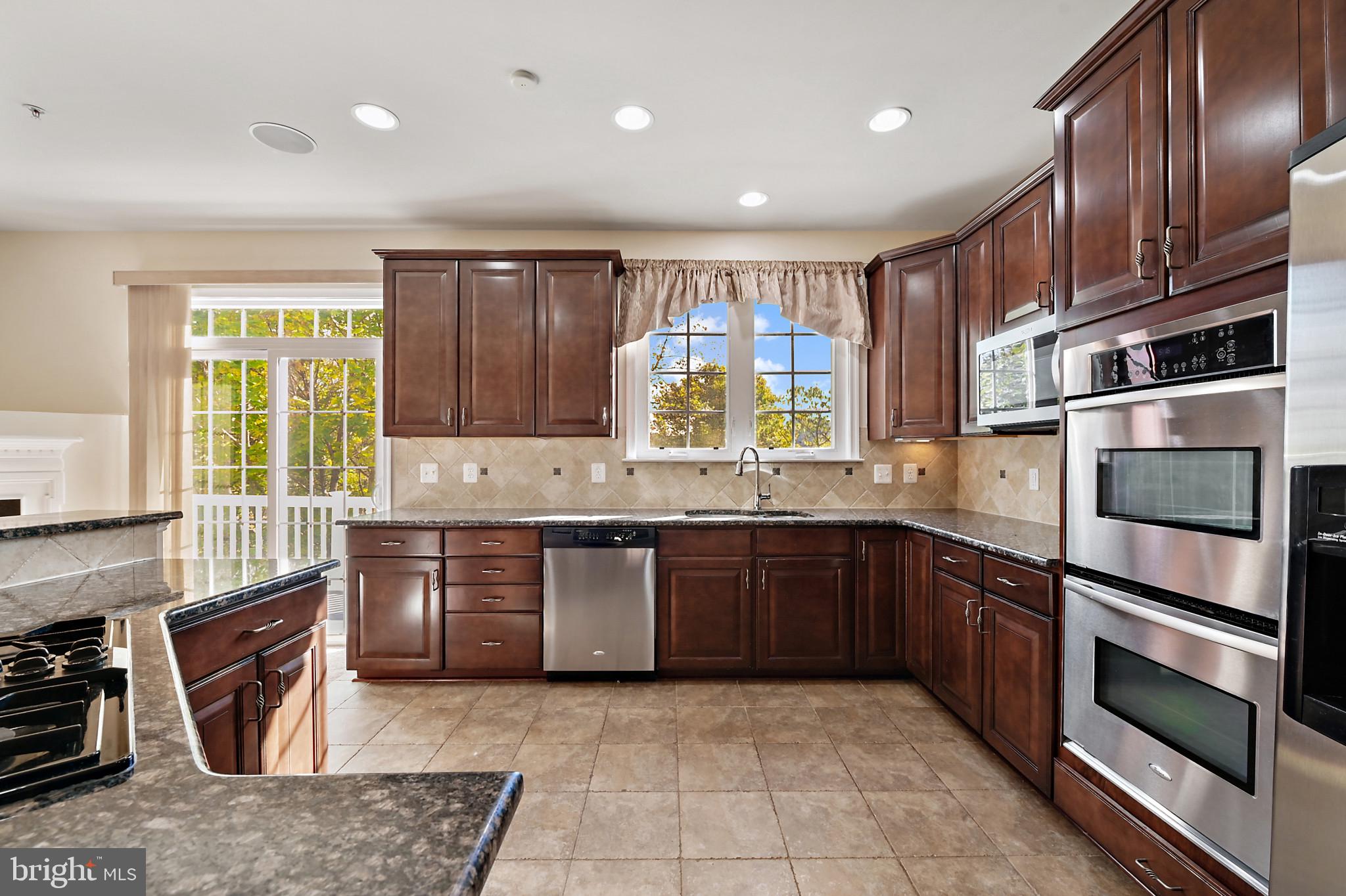 SUMMERFIELD AT MORGAN ST - Residential