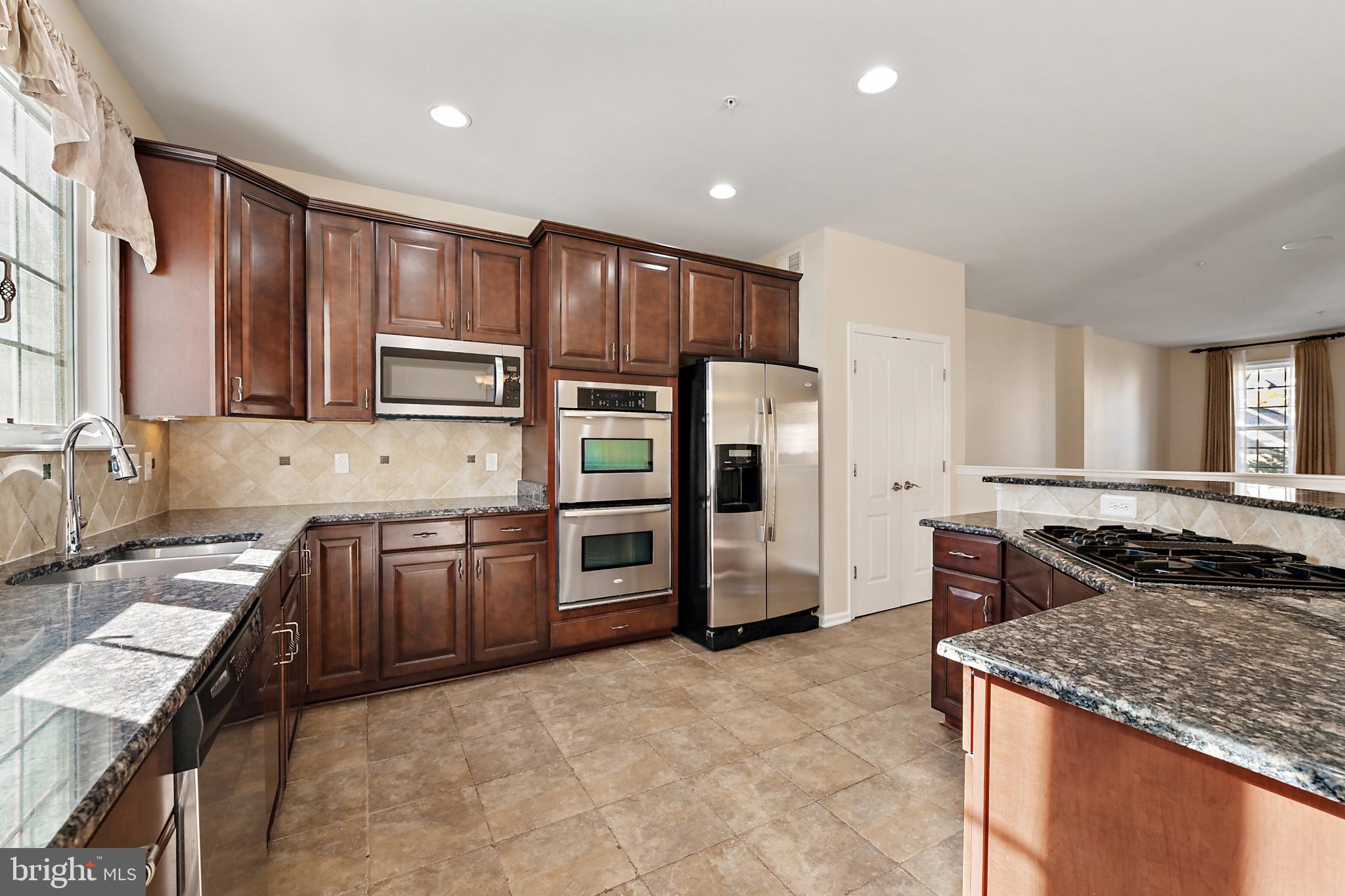 SUMMERFIELD AT MORGAN ST - Residential