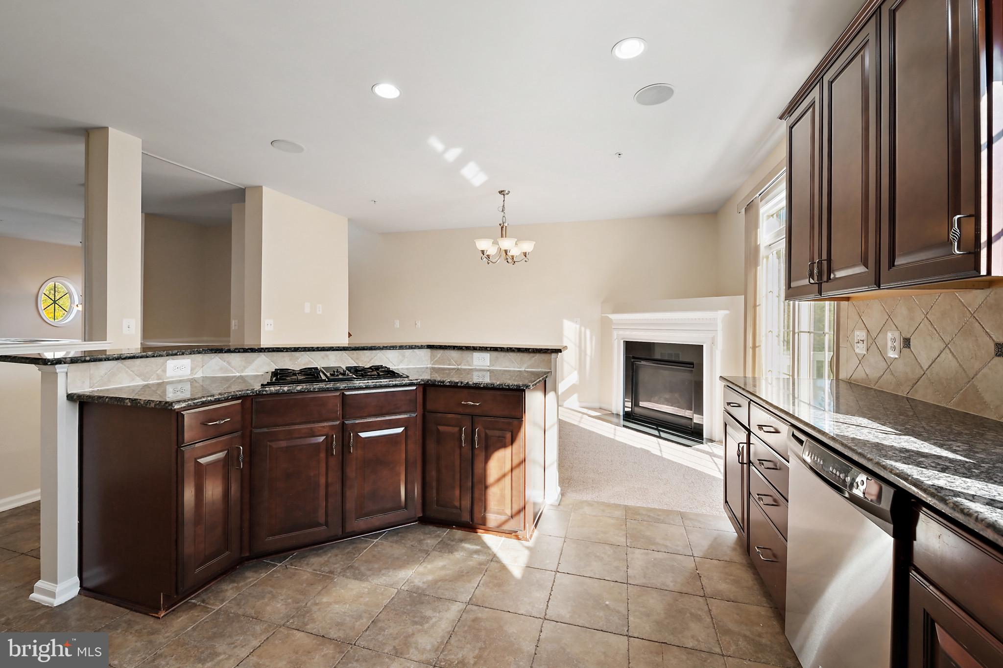 SUMMERFIELD AT MORGAN ST - Residential