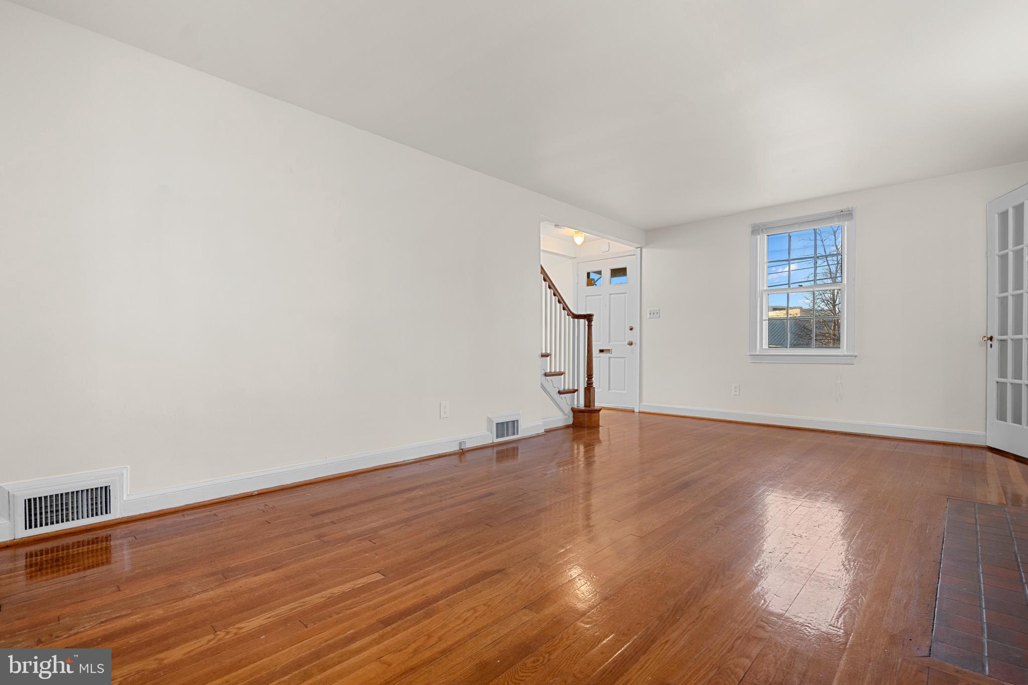 GLENBROOK VILLAGE - Residential