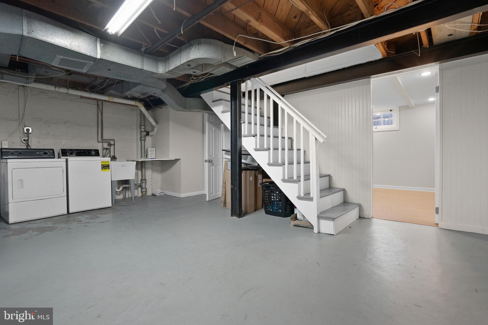 GLENBROOK VILLAGE - Residential