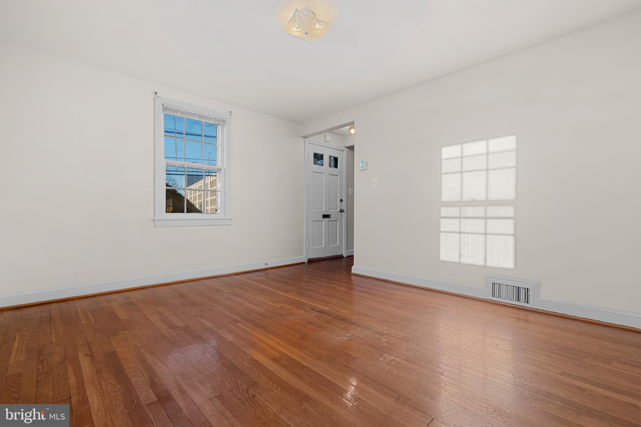 GLENBROOK VILLAGE - Residential