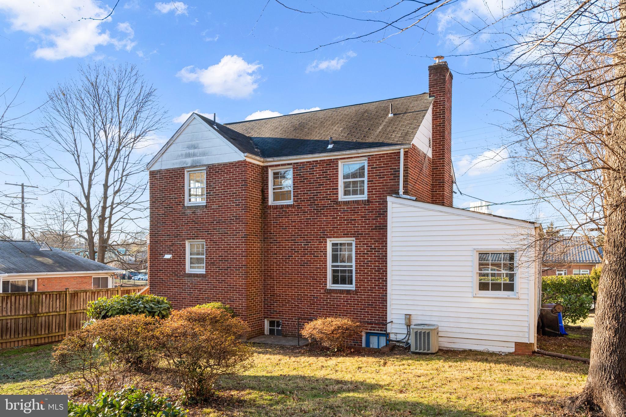 GLENBROOK VILLAGE - Residential