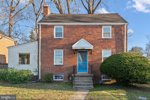 Photo of 4412 Jones Bridge Road, Bethesda, MD 20814 (MLS # MDMC2120548)