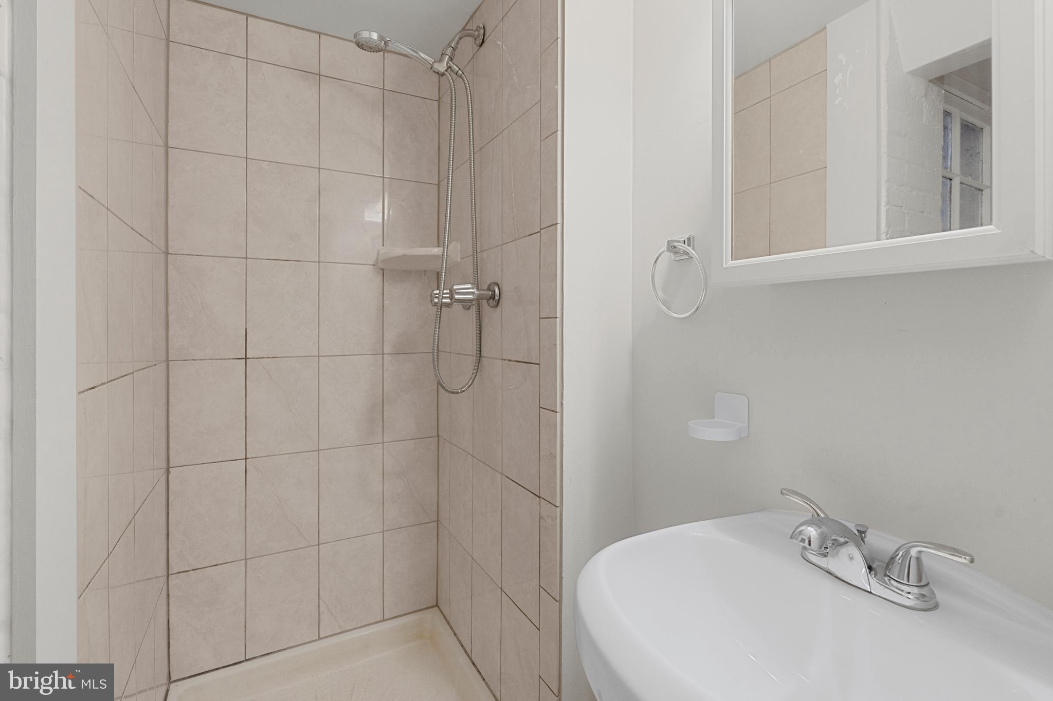 GLENBROOK VILLAGE - Residential