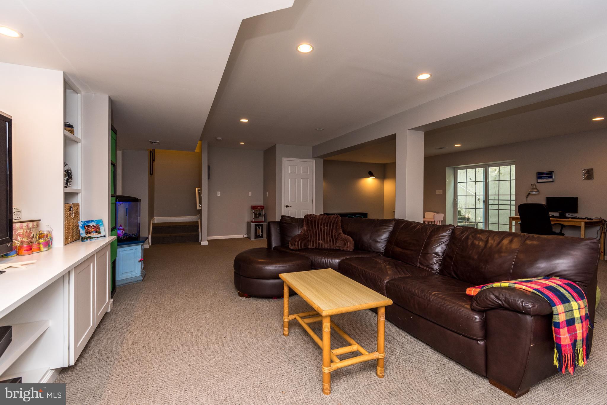 BEDMINSTER SQUARE - Residential