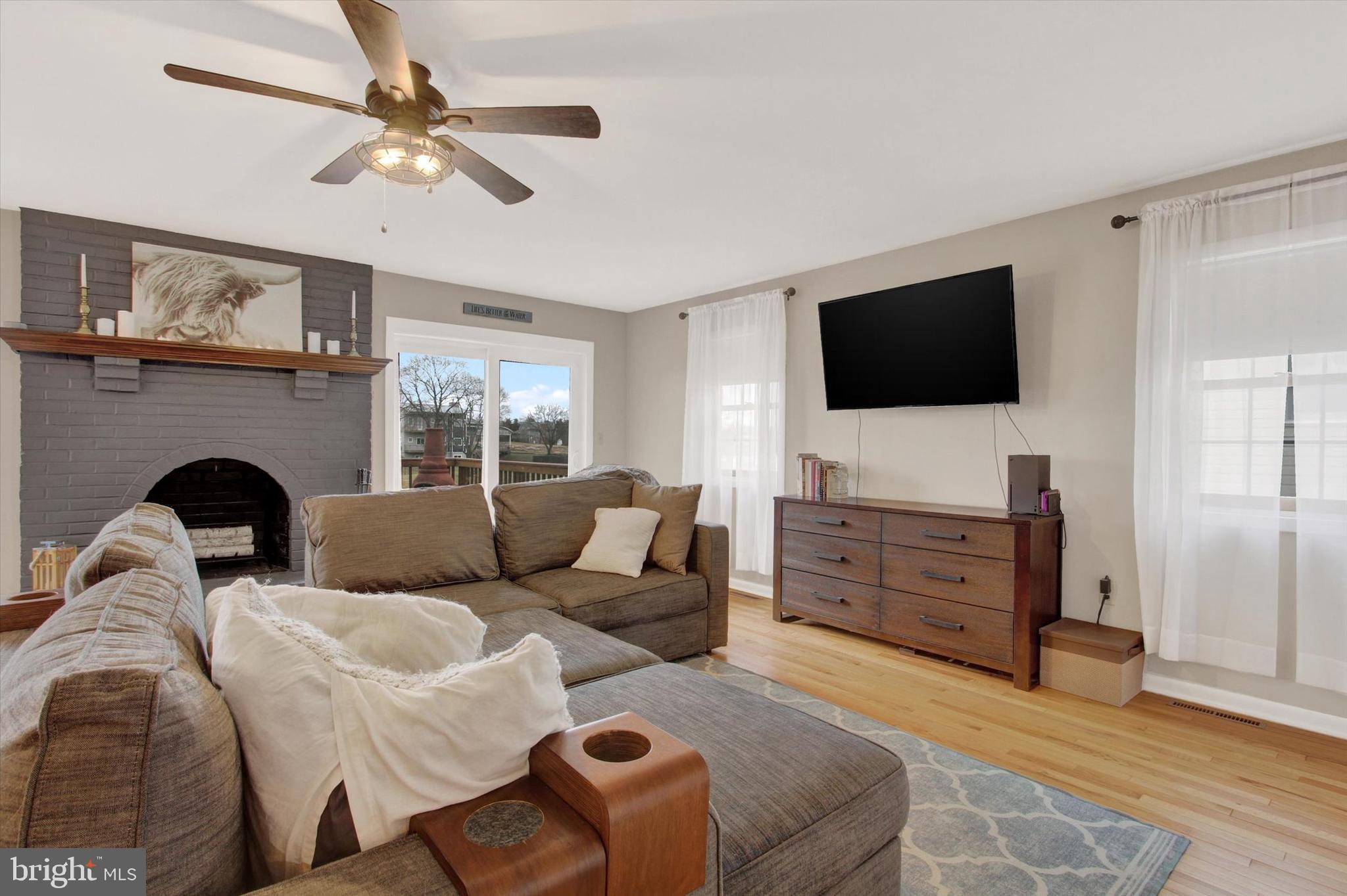 LAKE HERITAGE - Residential