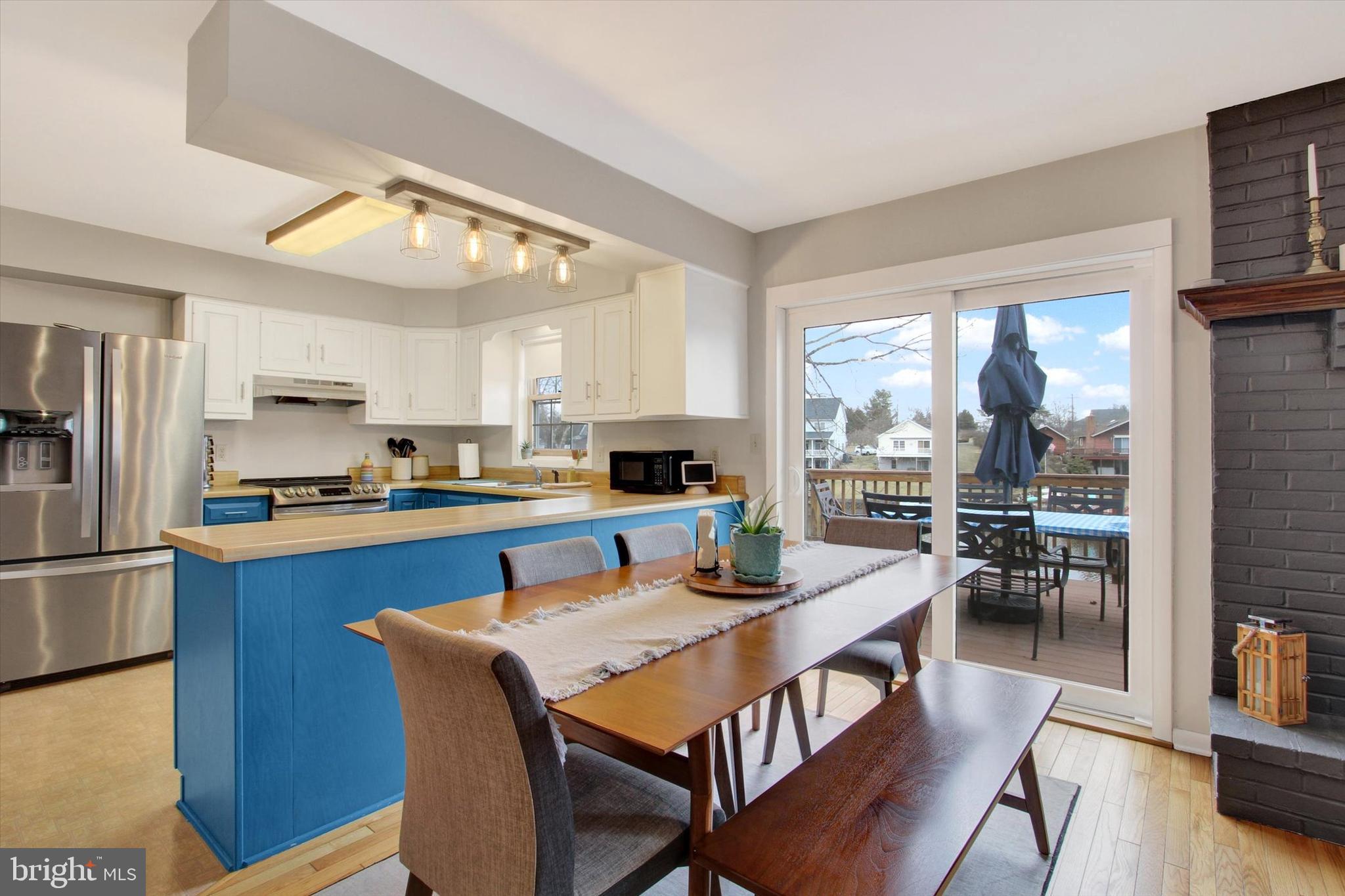 LAKE HERITAGE - Residential