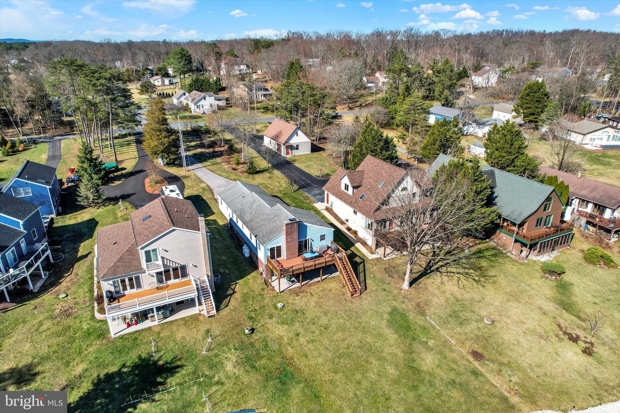 LAKE HERITAGE - Residential