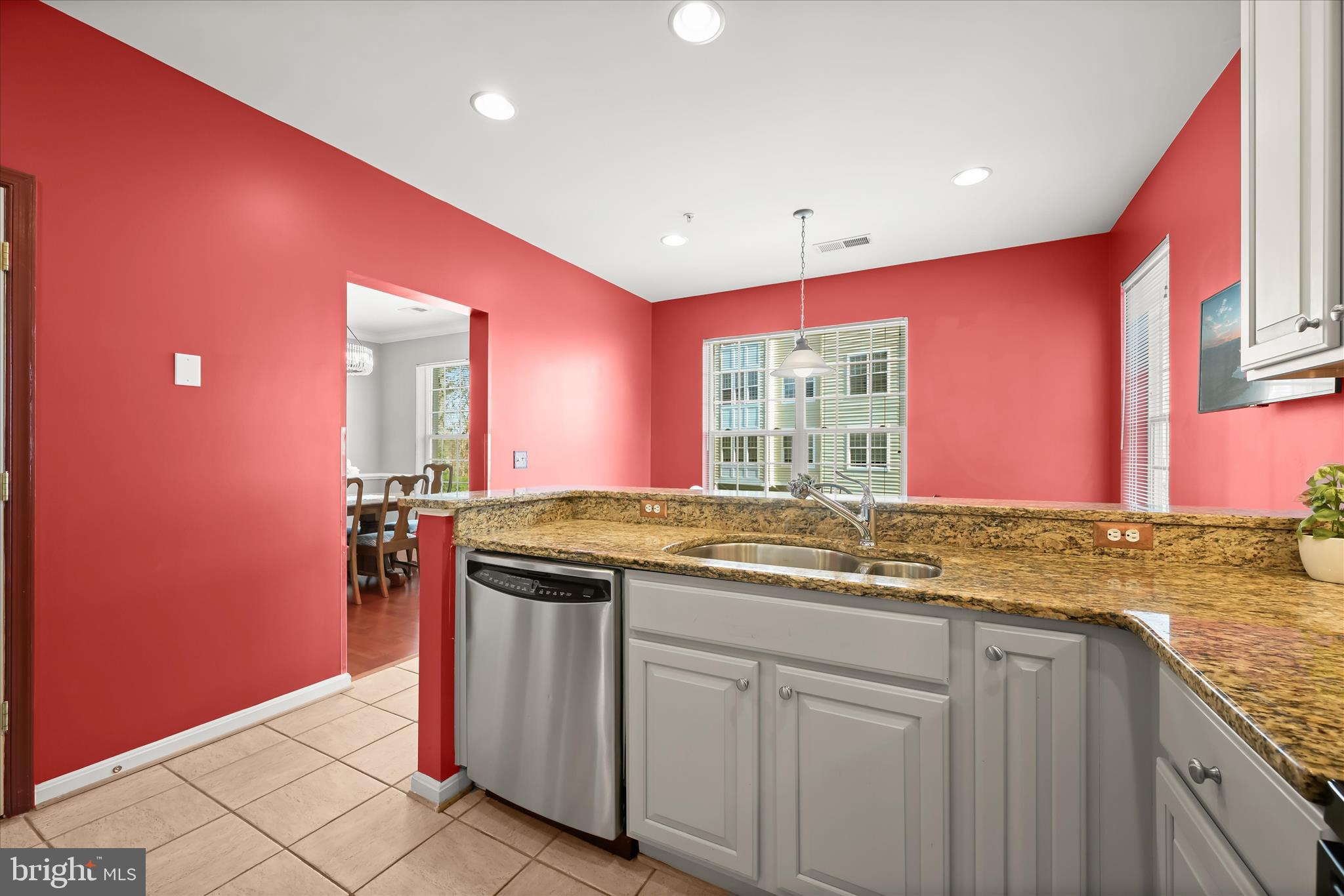 MAPLECREST - Residential