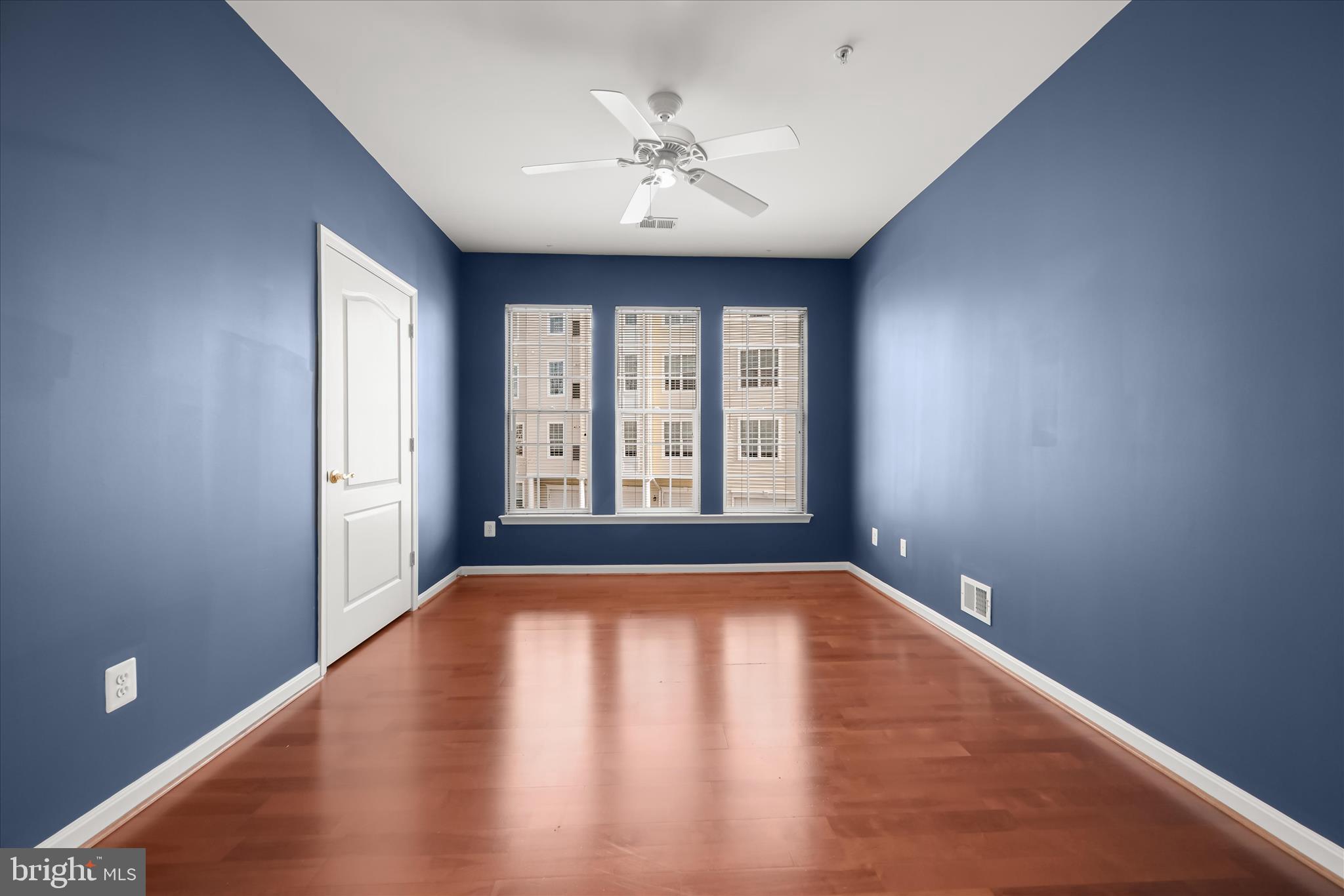 MAPLECREST - Residential