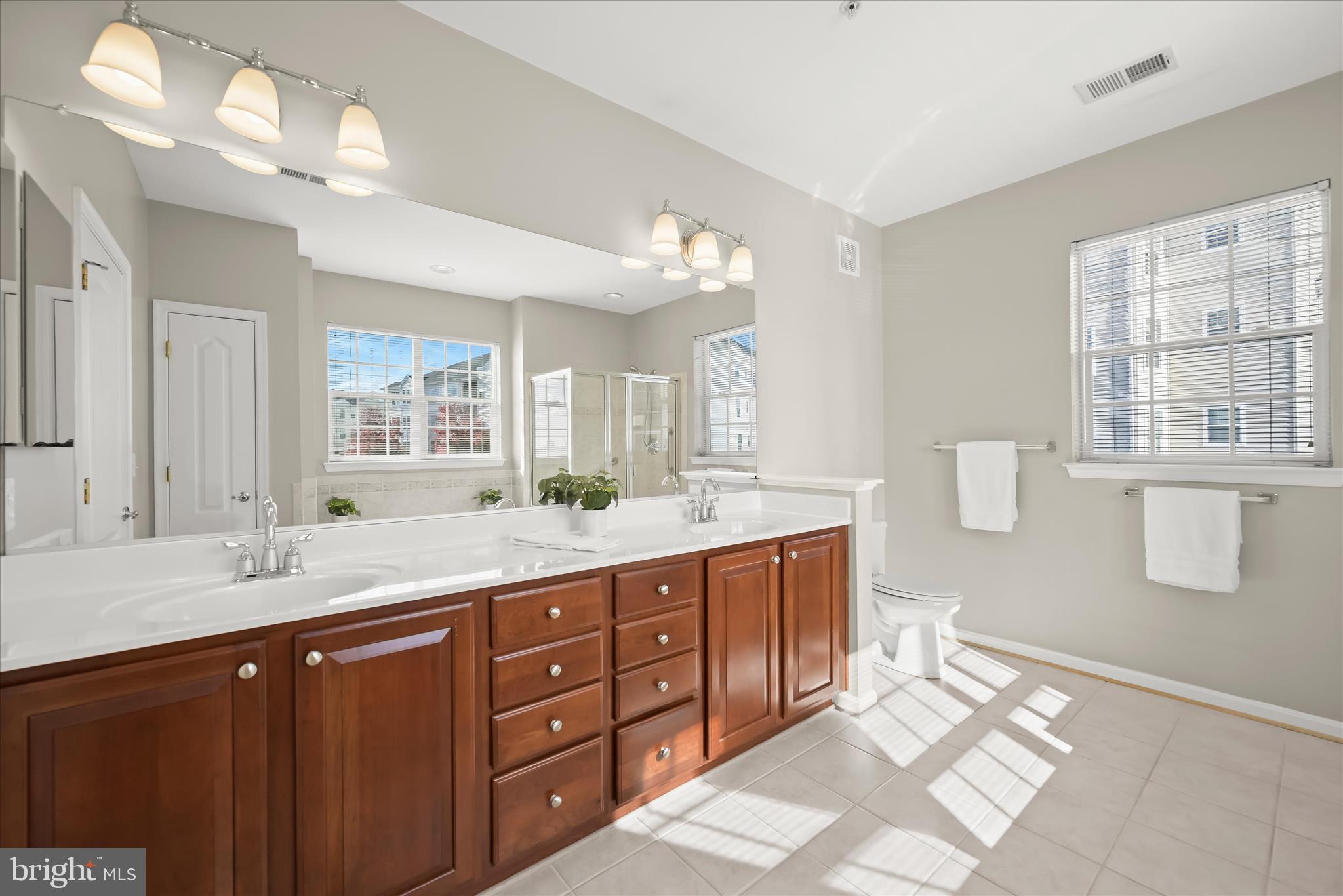 MAPLECREST - Residential