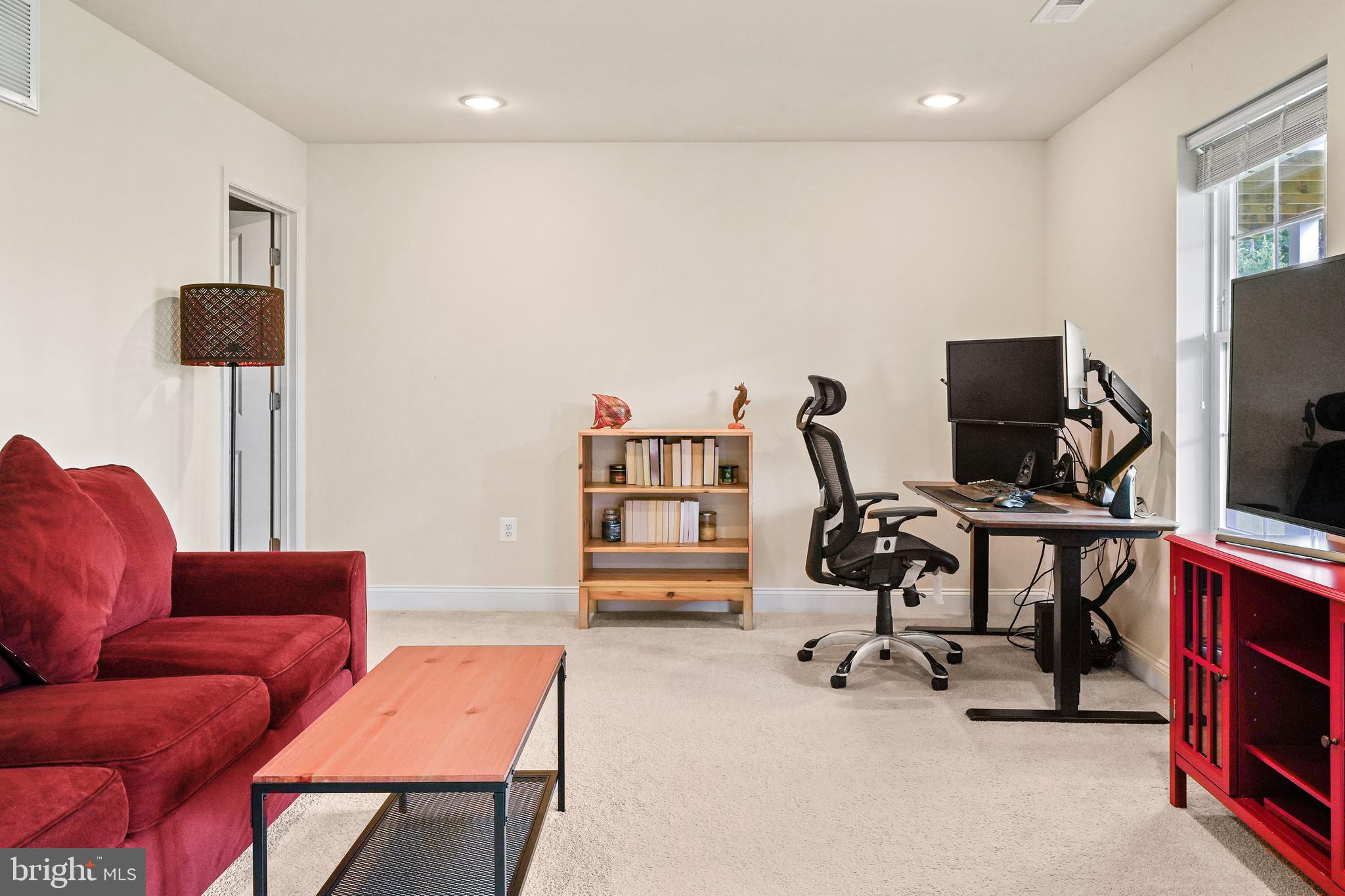 CREEKSTONE VILLAGE - Residential