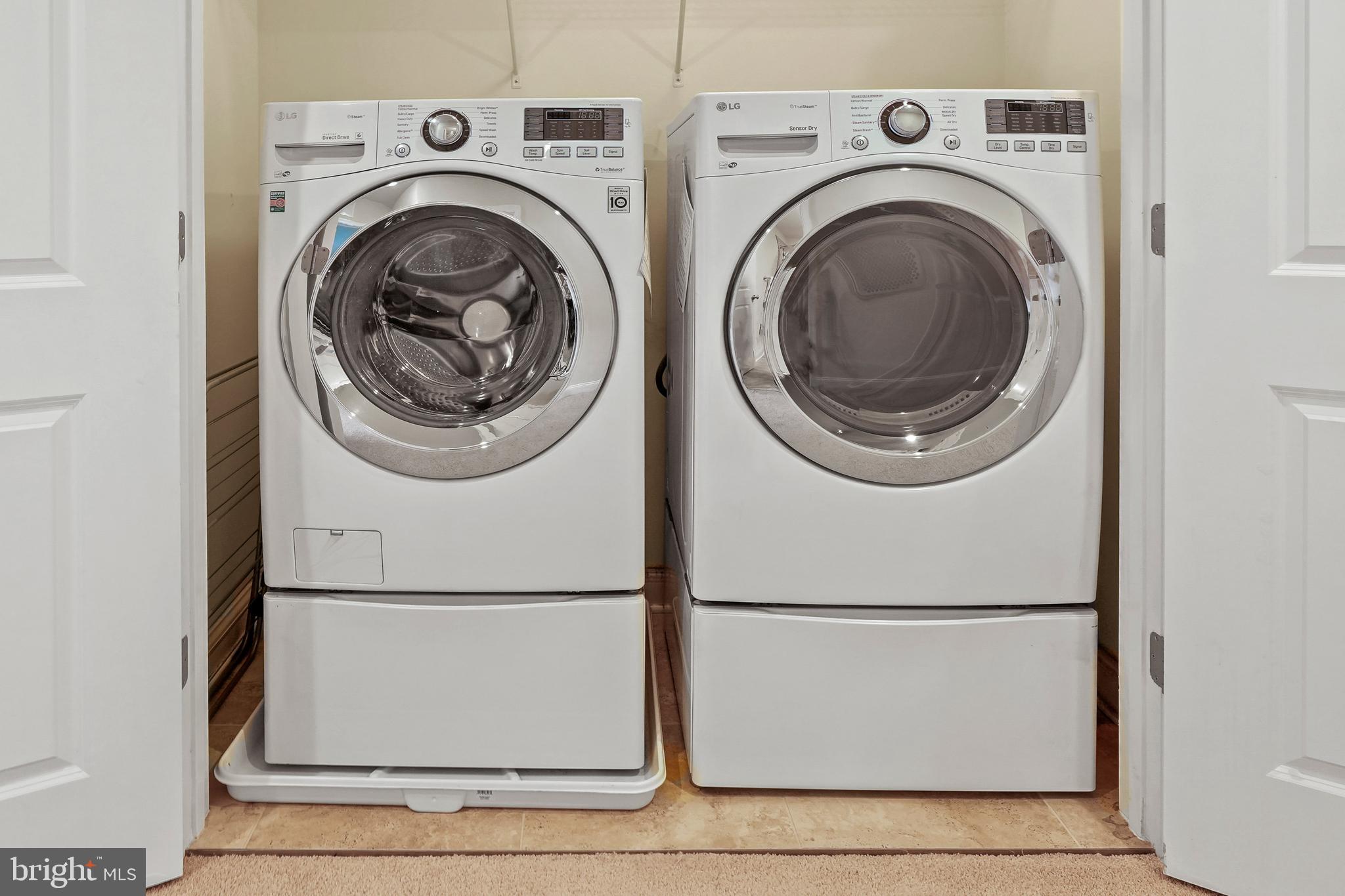 CREEKSTONE VILLAGE - Residential