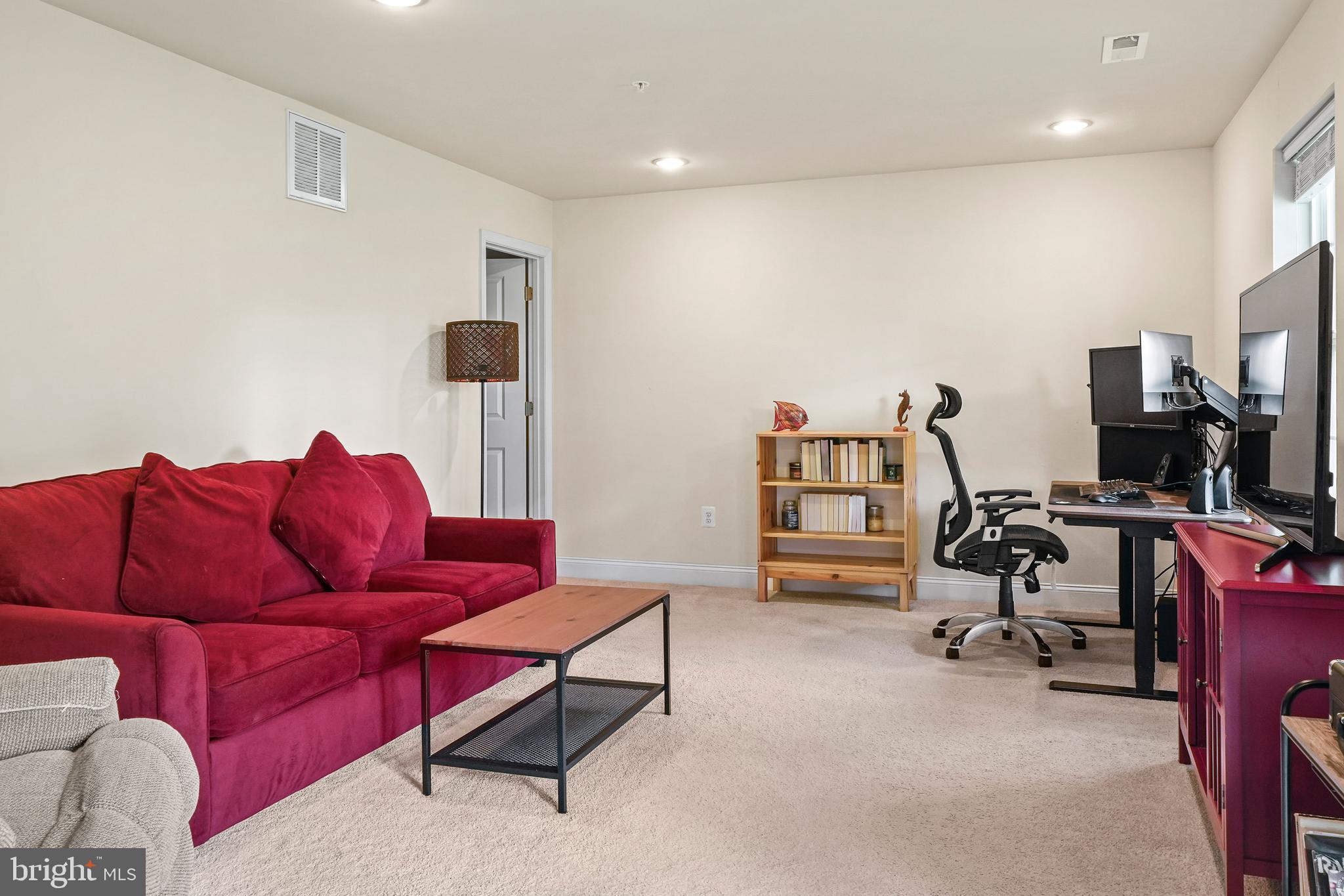 CREEKSTONE VILLAGE - Residential