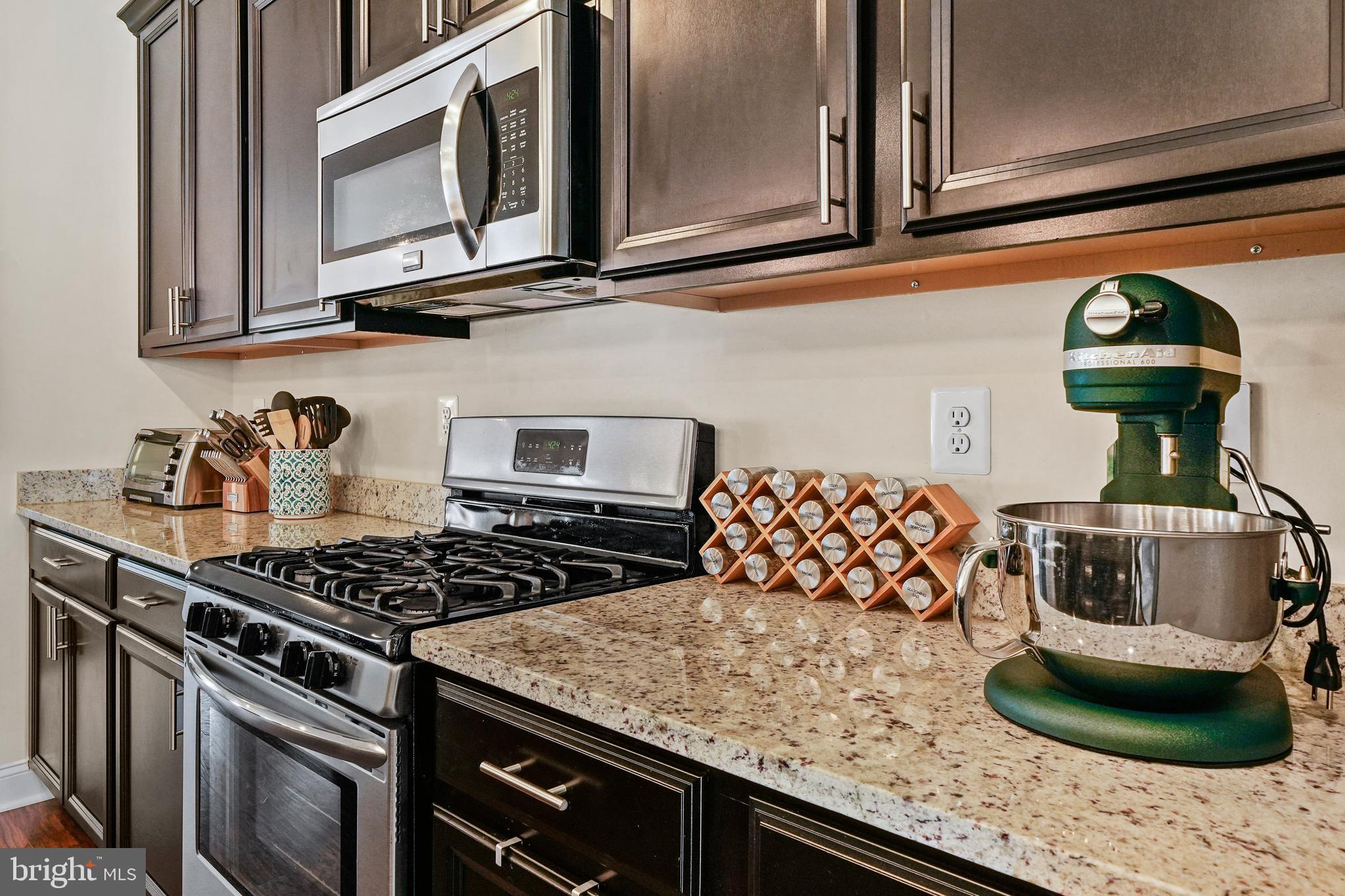 CREEKSTONE VILLAGE - Residential