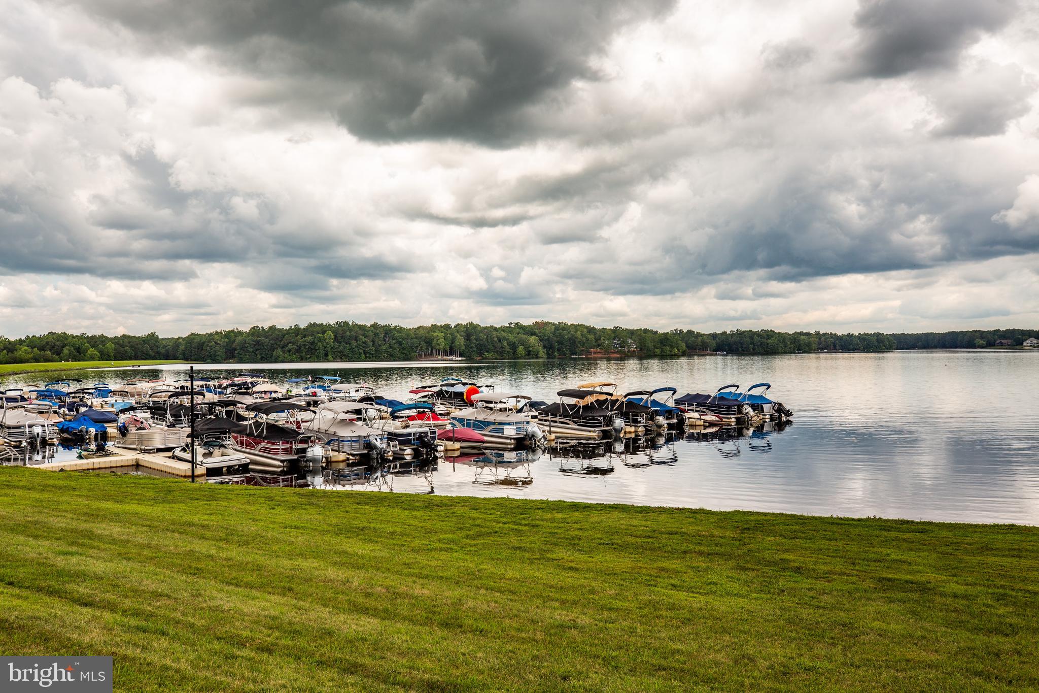 FAWN LAKE - Residential