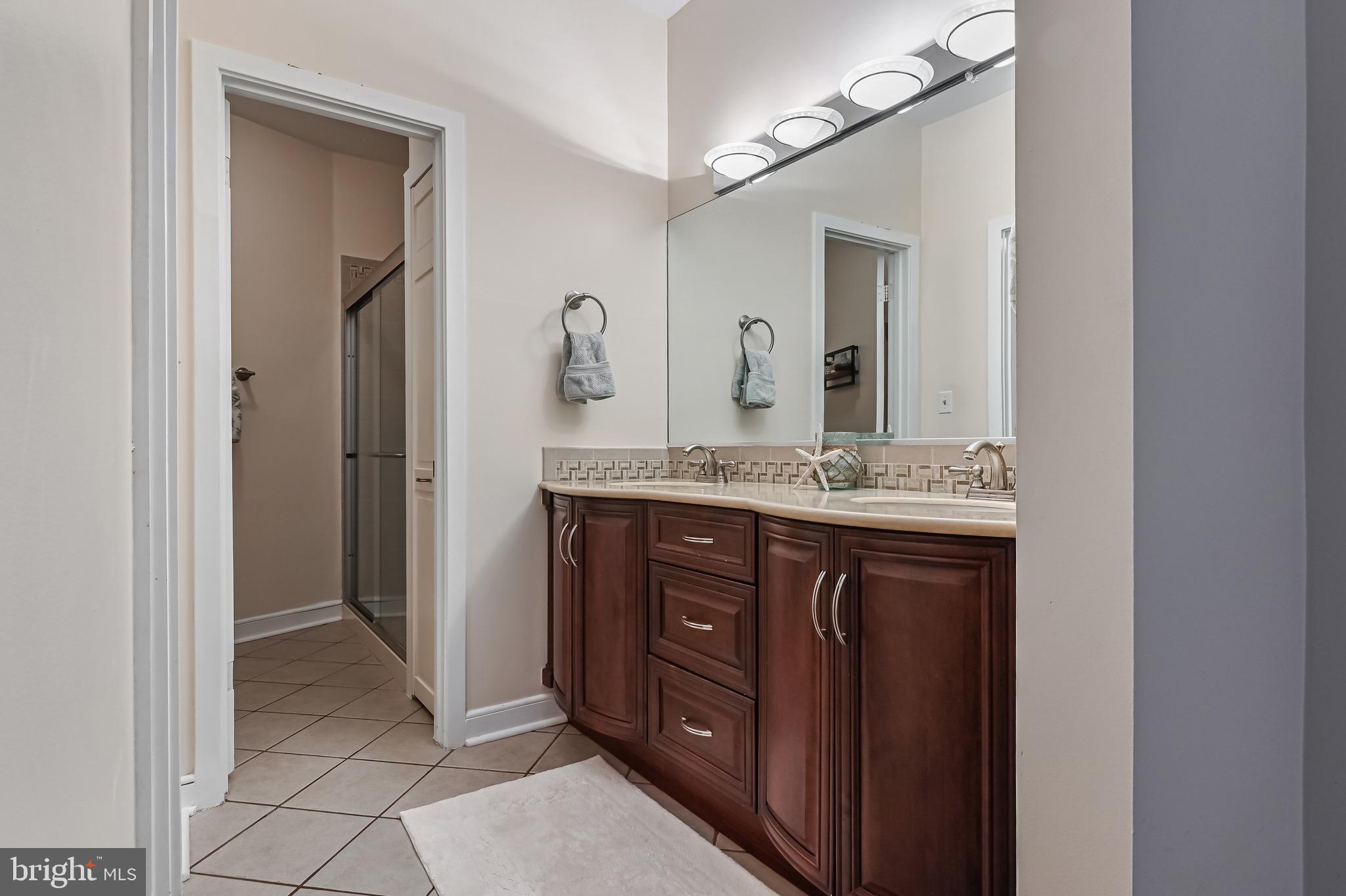 VILLAGE OF CHESAPEAKE HARBOUR - Residential