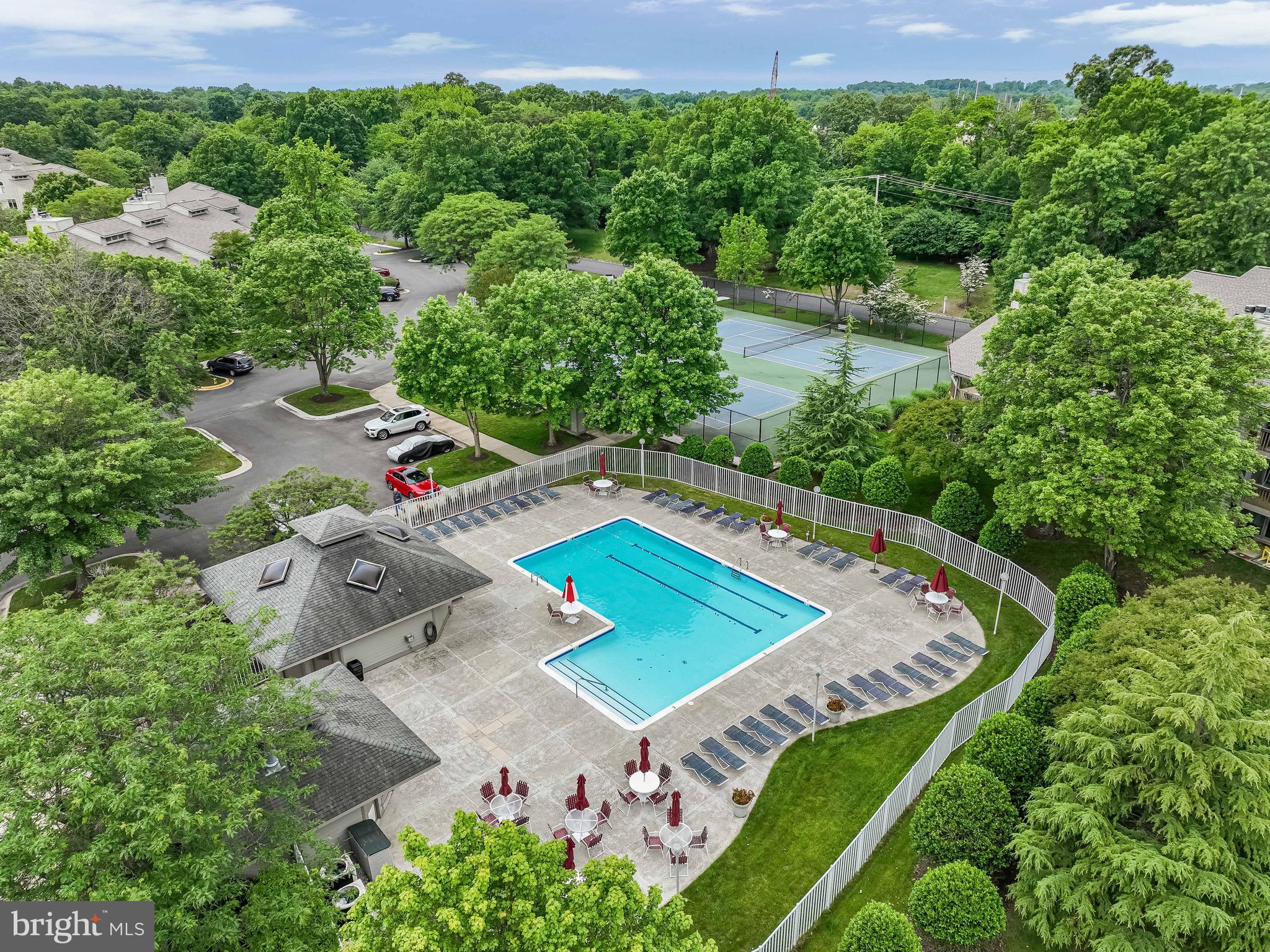 VILLAGE OF CHESAPEAKE HARBOUR - Residential