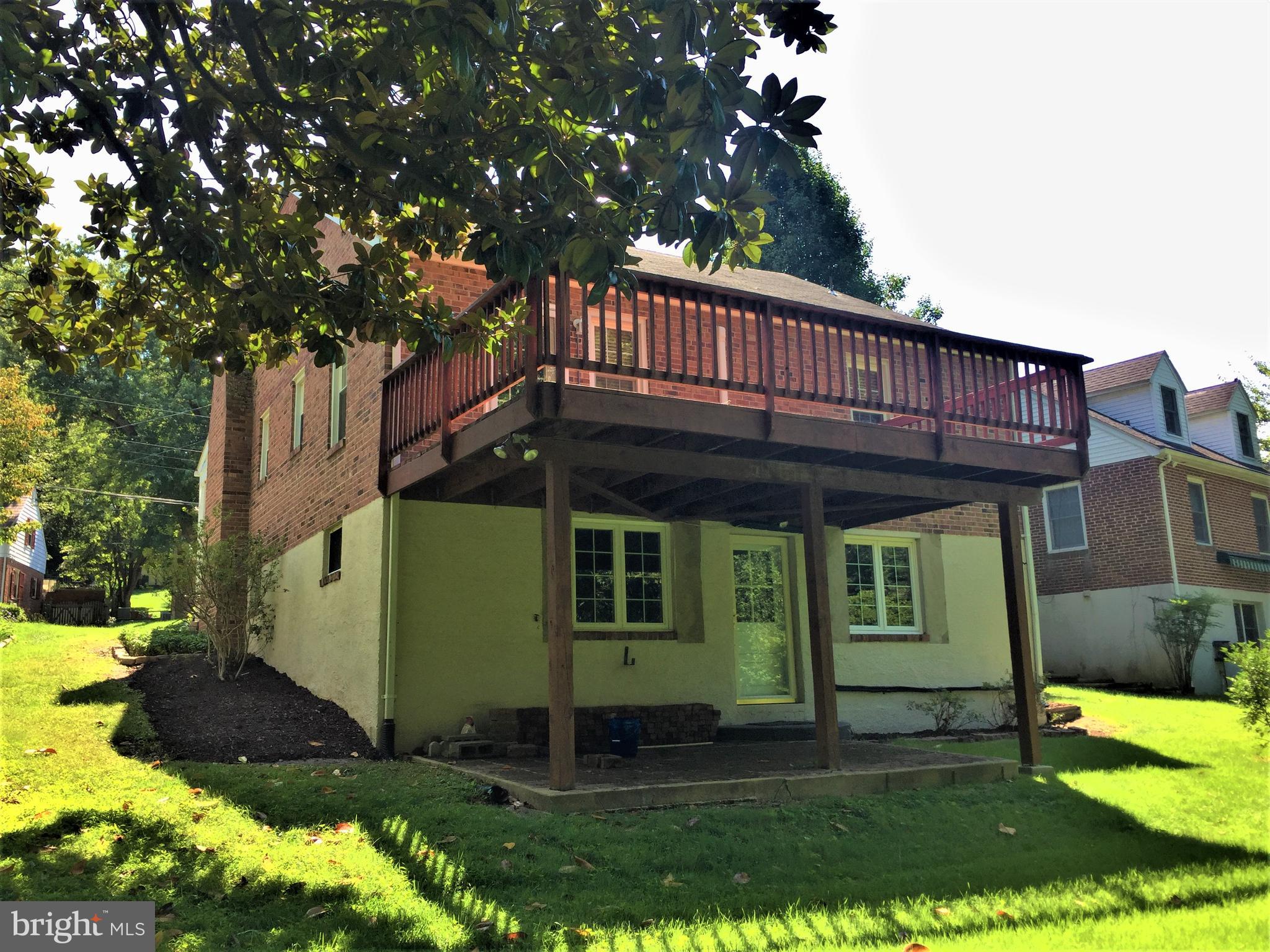 LOCH HILL - Residential Lease