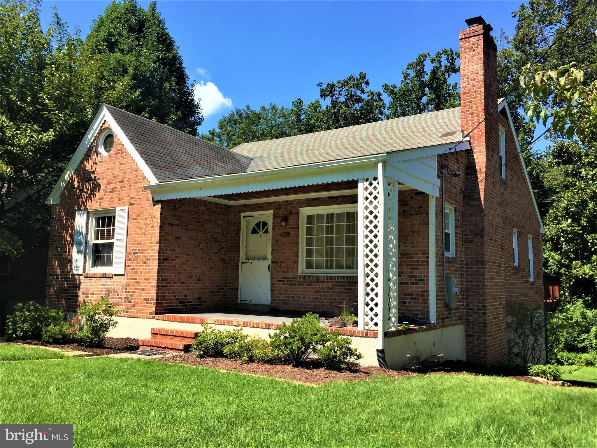 LOCH HILL - Residential Lease