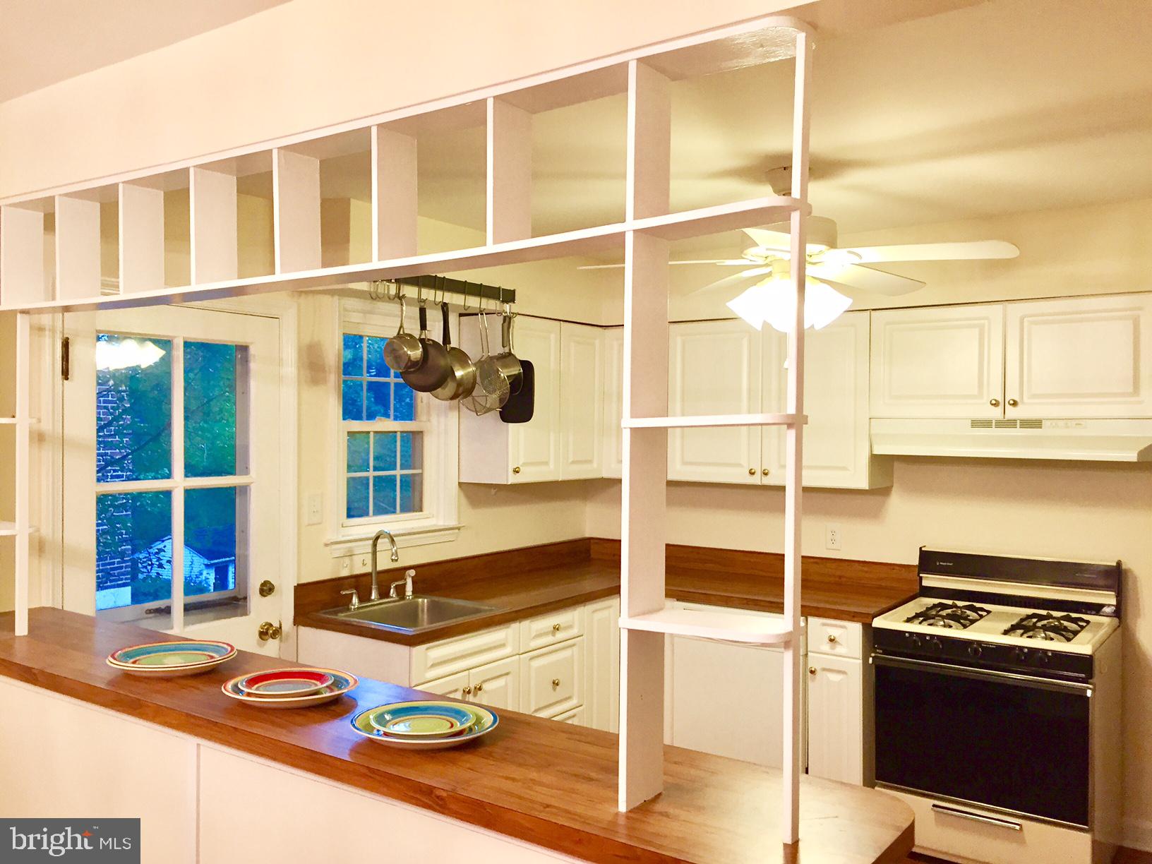 LOCH HILL - Residential Lease