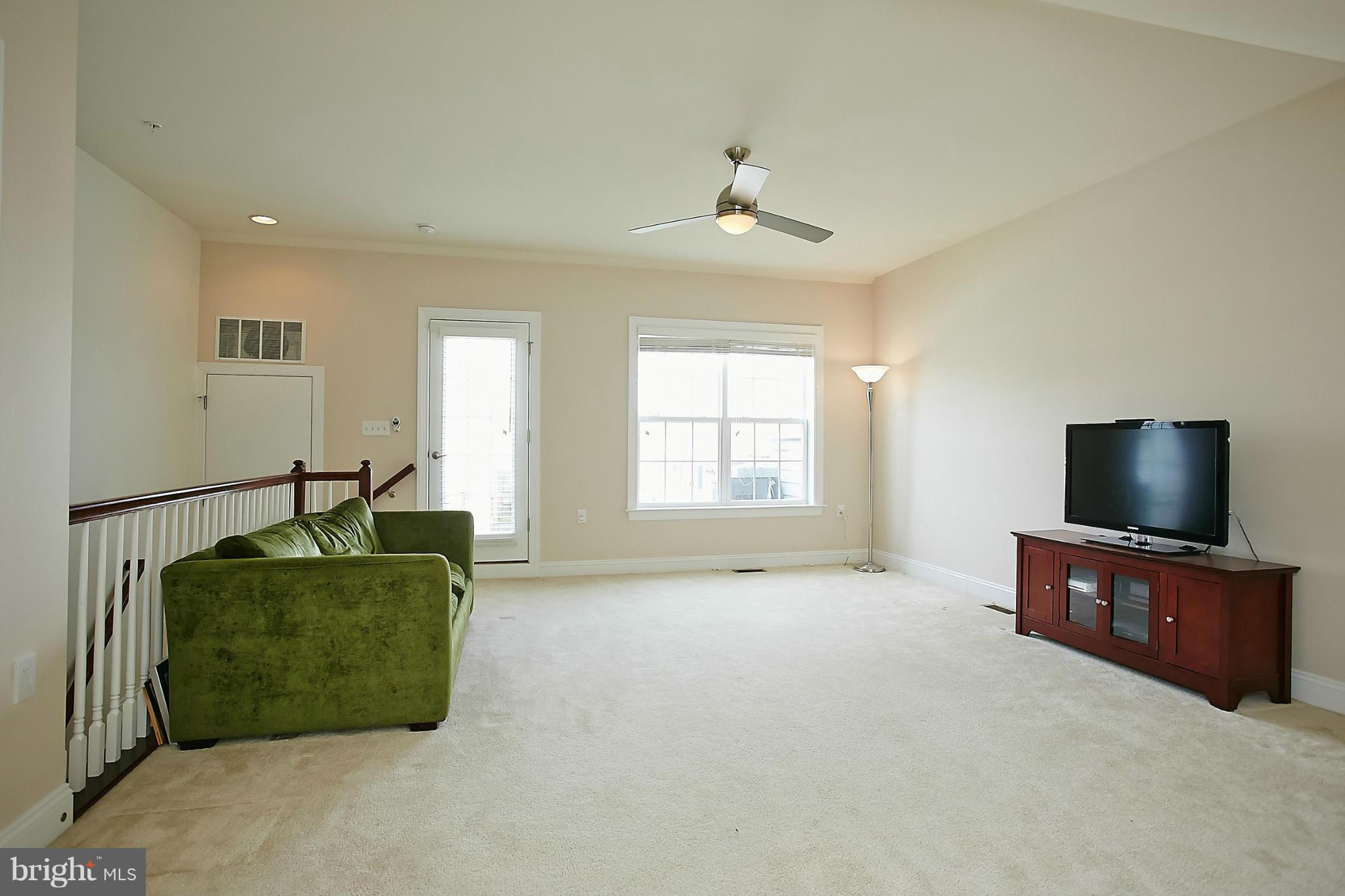 BUCKINGHAM COMMONS - Residential