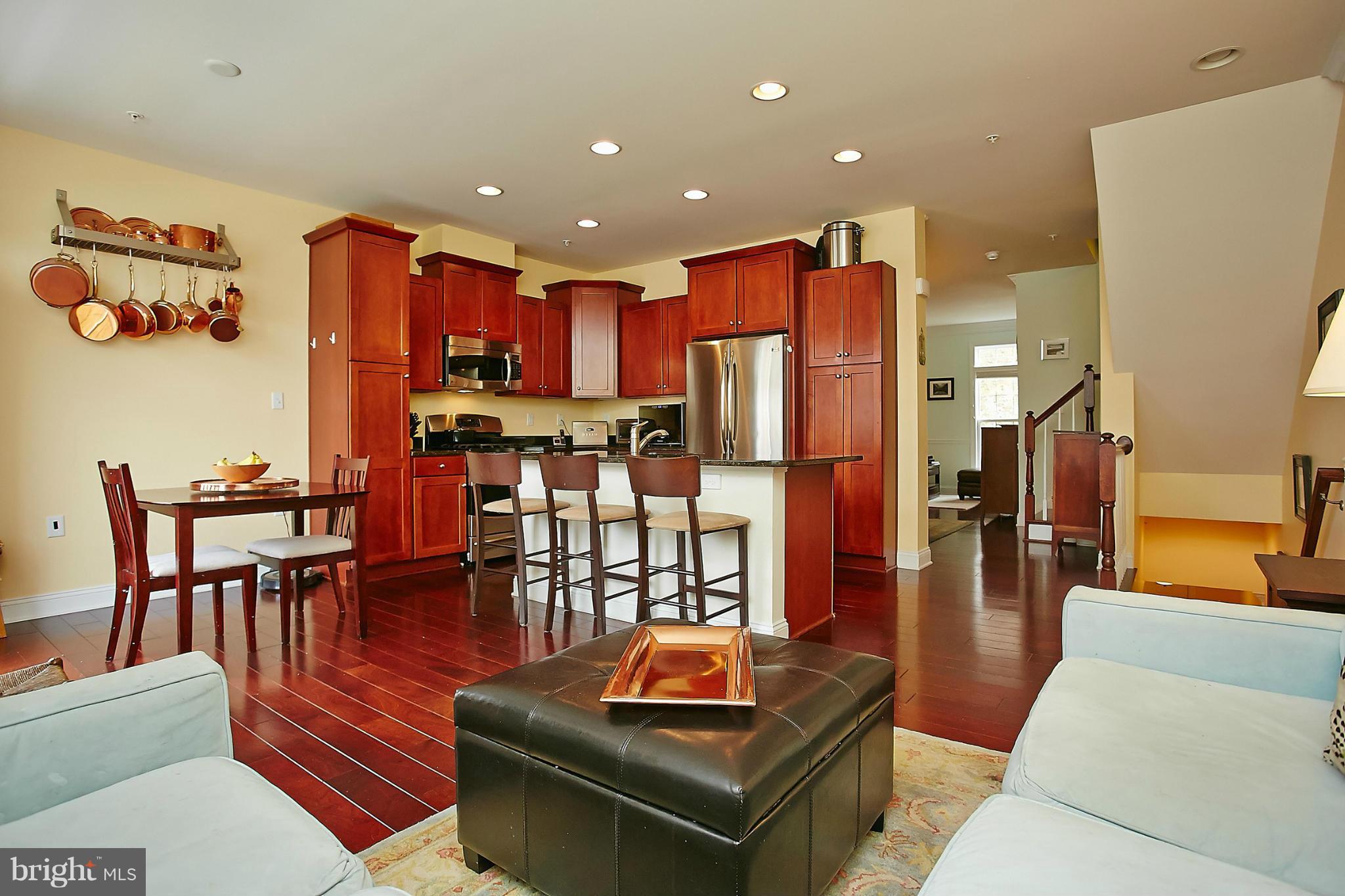 BUCKINGHAM COMMONS - Residential