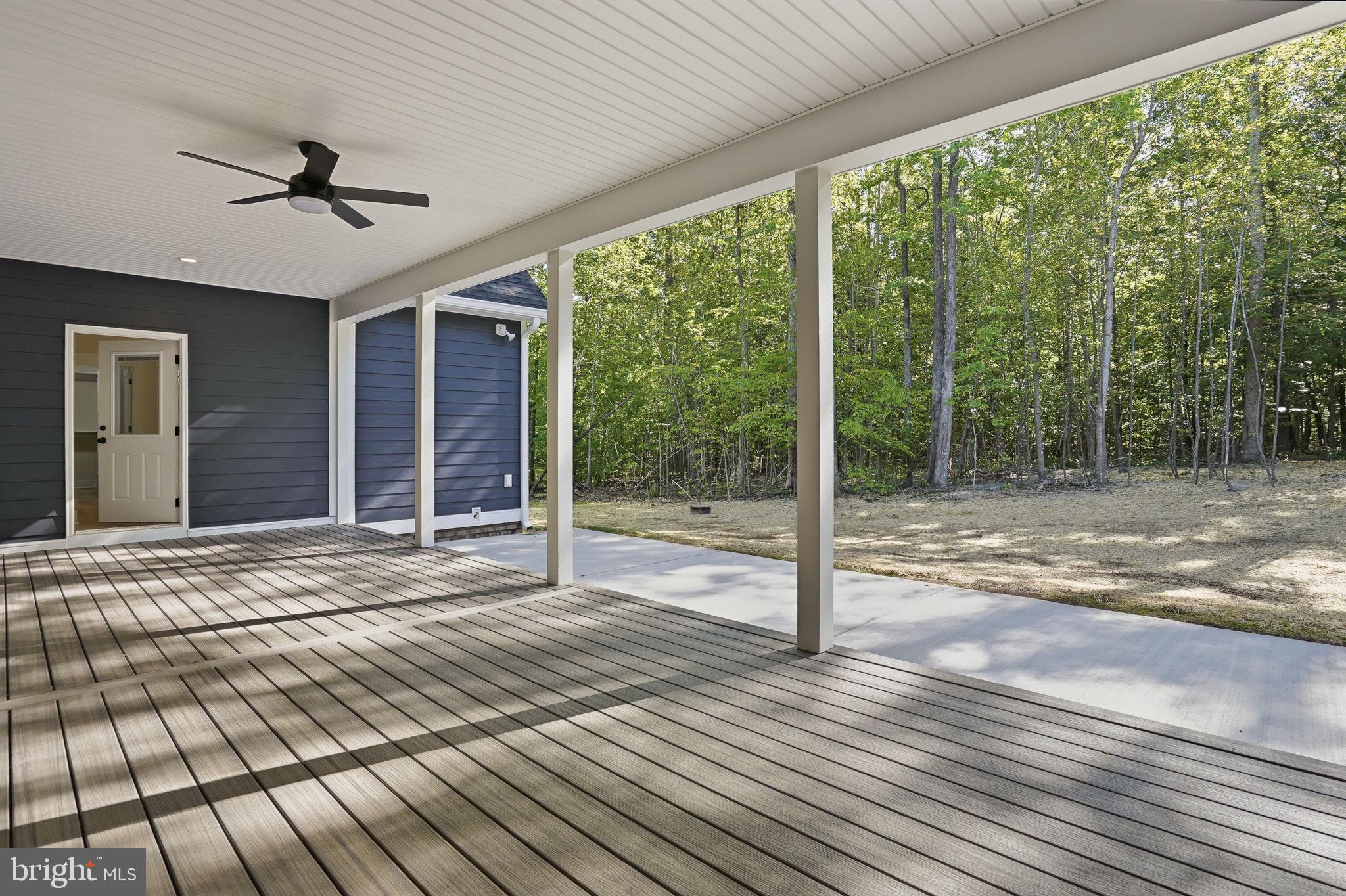 LIGHTHOUSE POINT - Residential