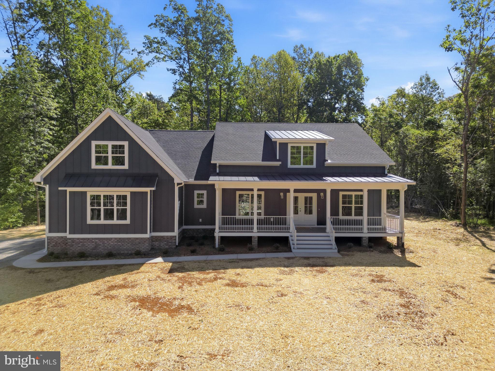 LIGHTHOUSE POINT - Residential