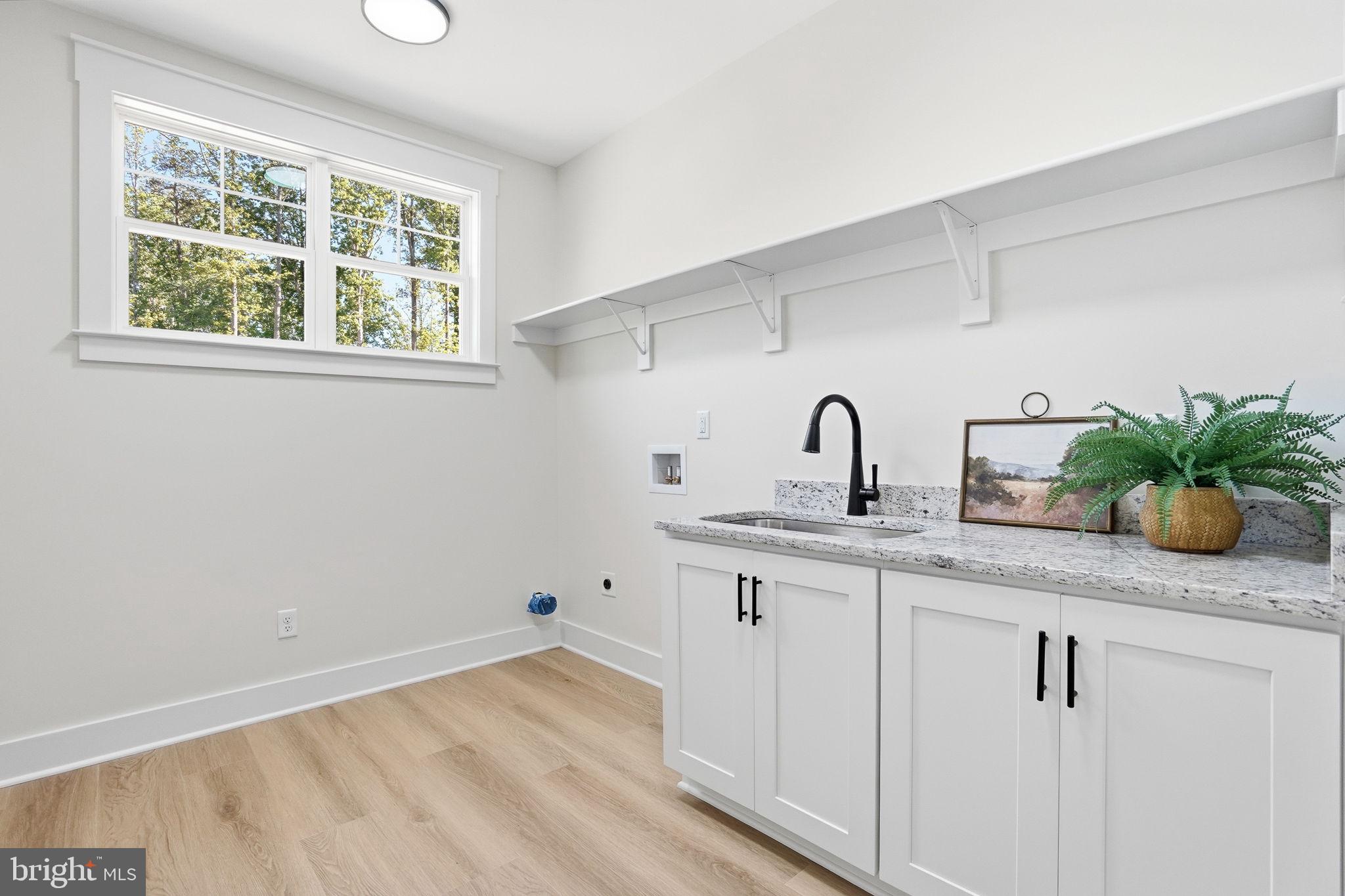 LIGHTHOUSE POINT - Residential