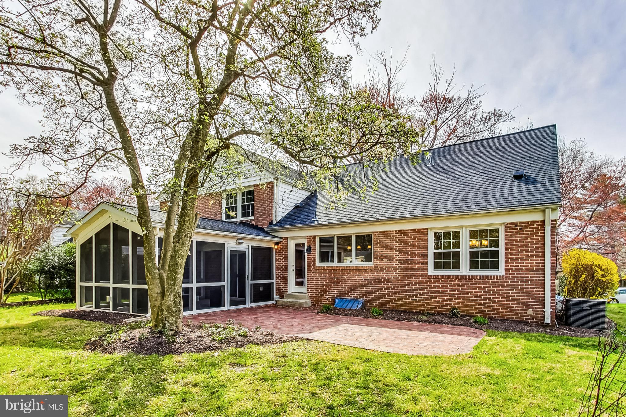 OLD FARM - Residential