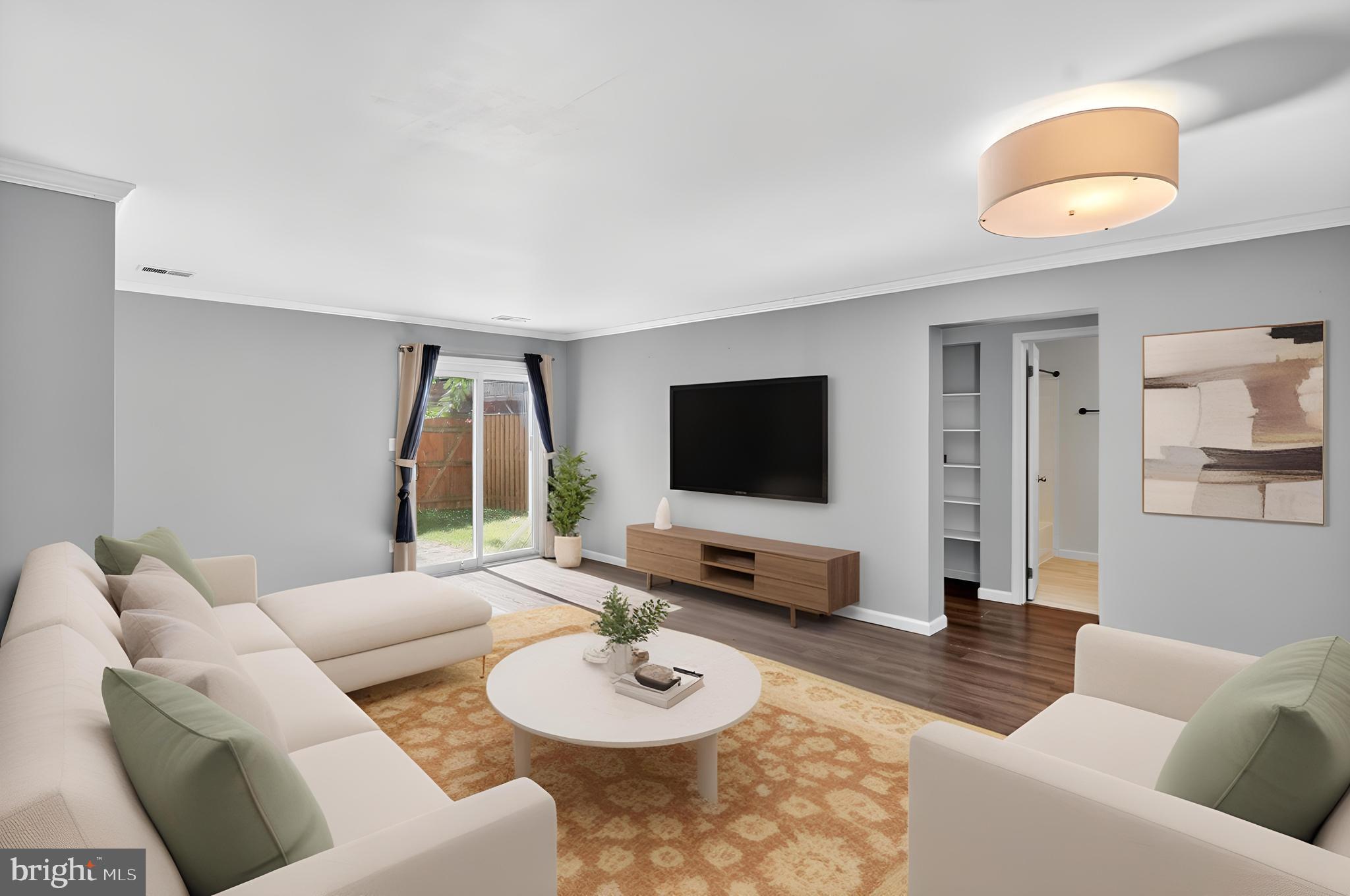 16209 TACONIC CIRCLE