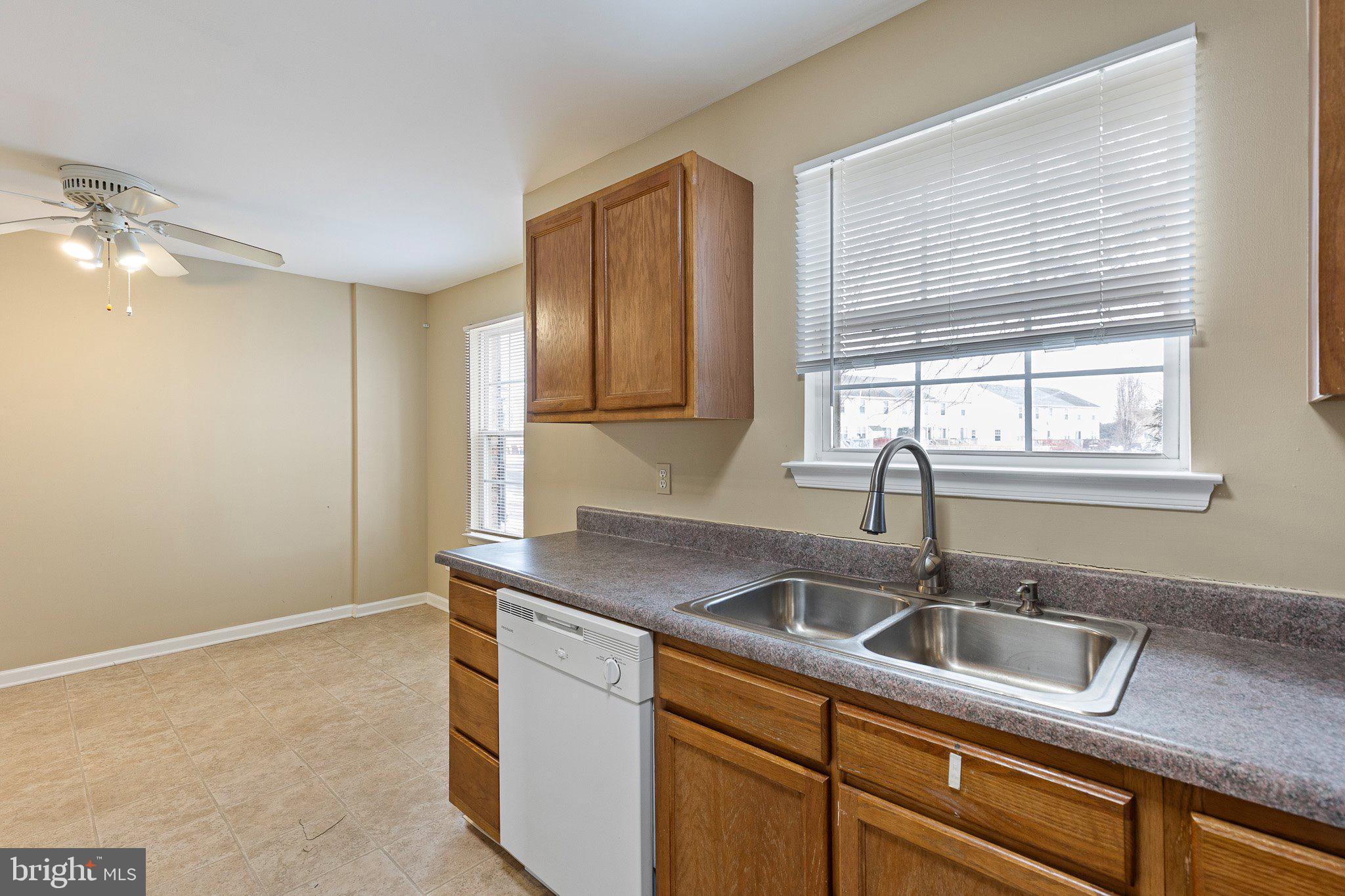 MIDDLETOWN VILLAGE - Residential