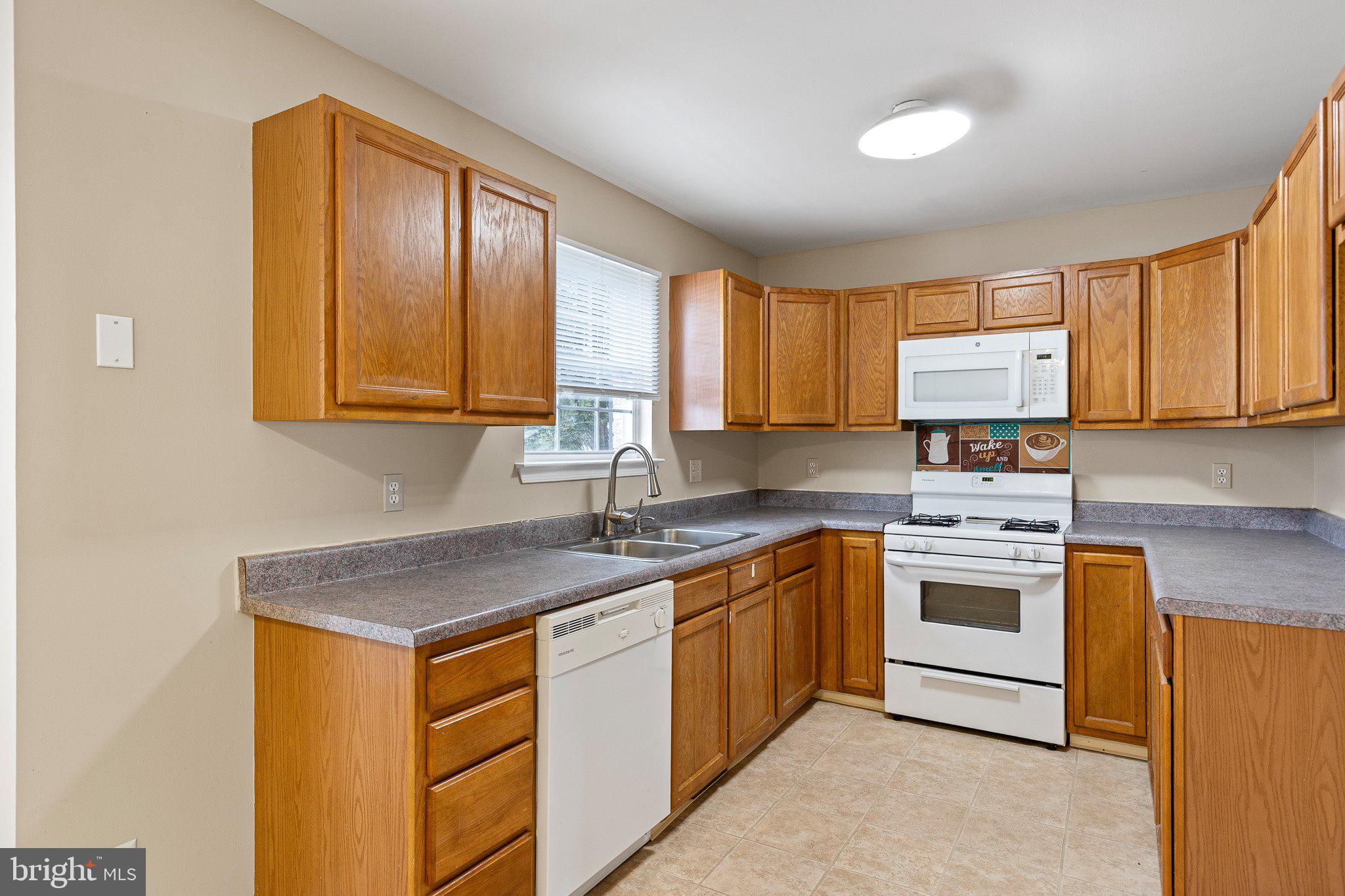 MIDDLETOWN VILLAGE - Residential